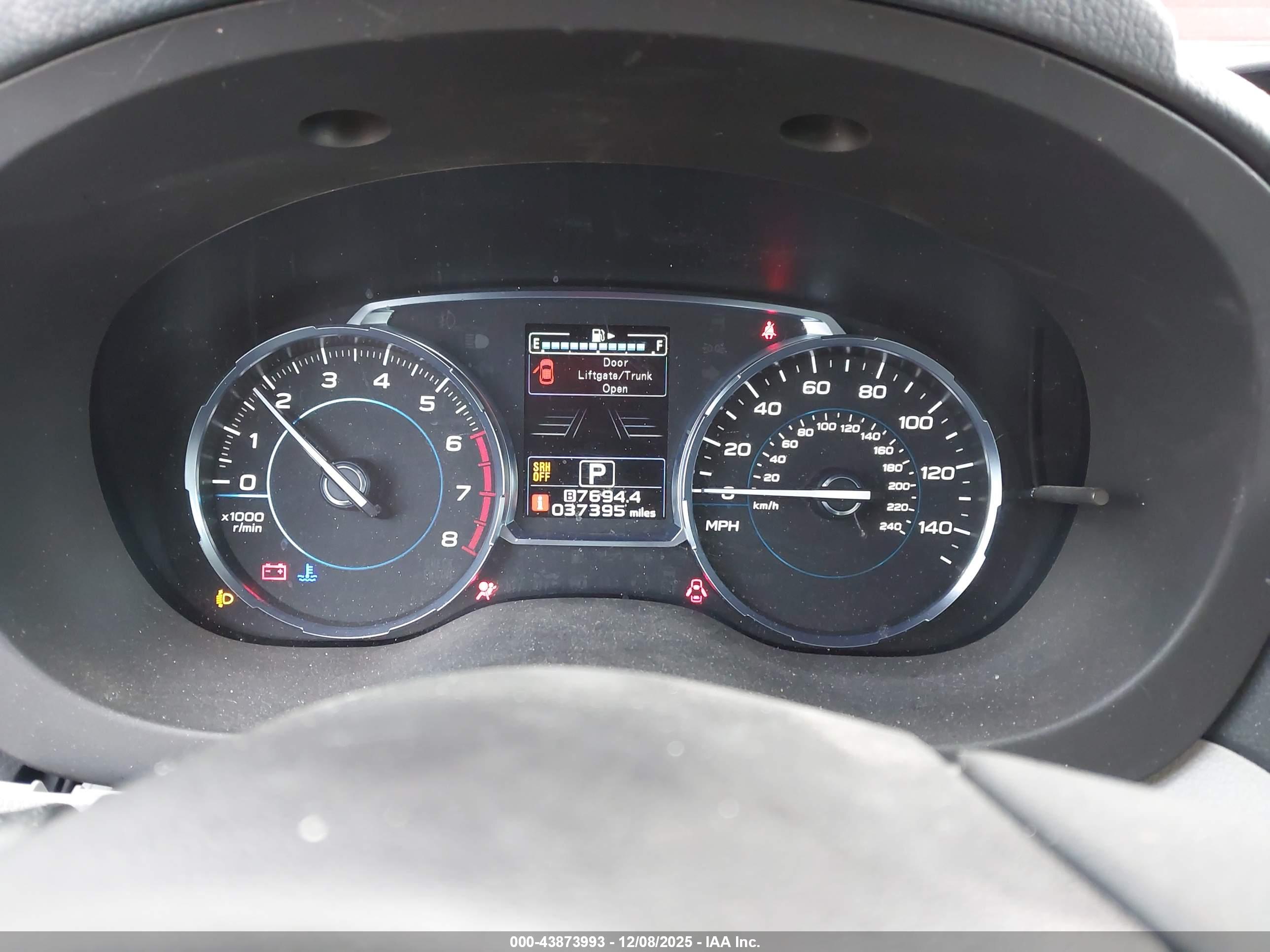 SUBARU FORESTER image 7