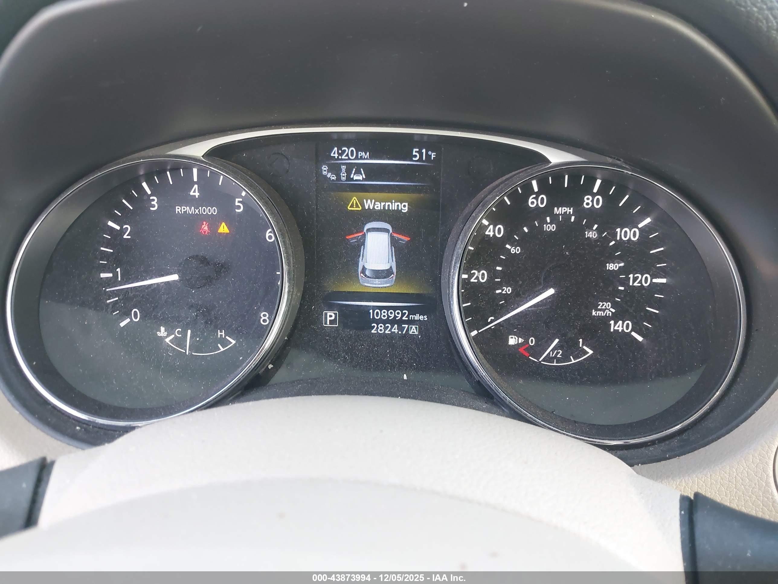 NISSAN ROGUE image 7