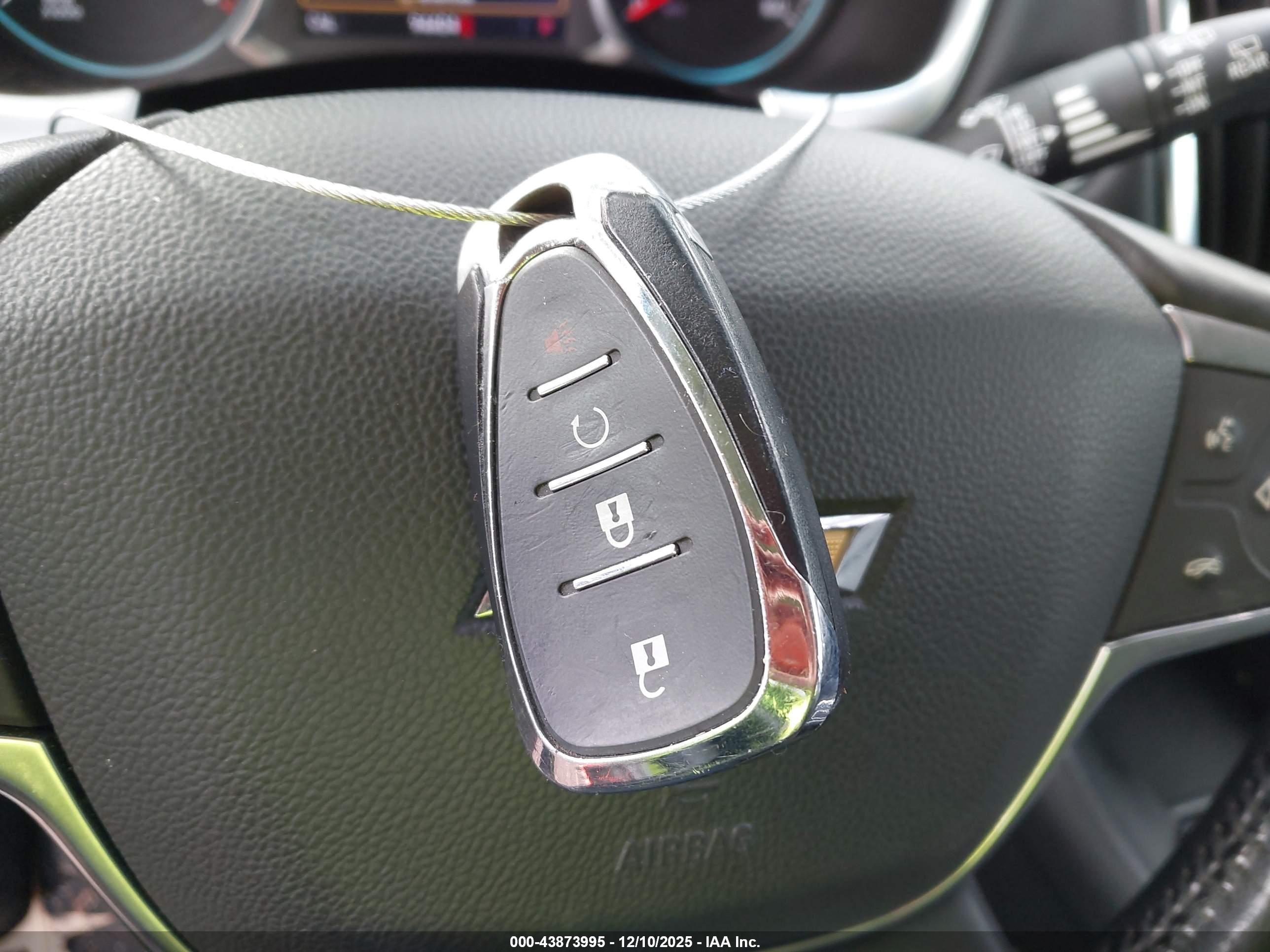 CHEVROLET TRAVERSE image 11