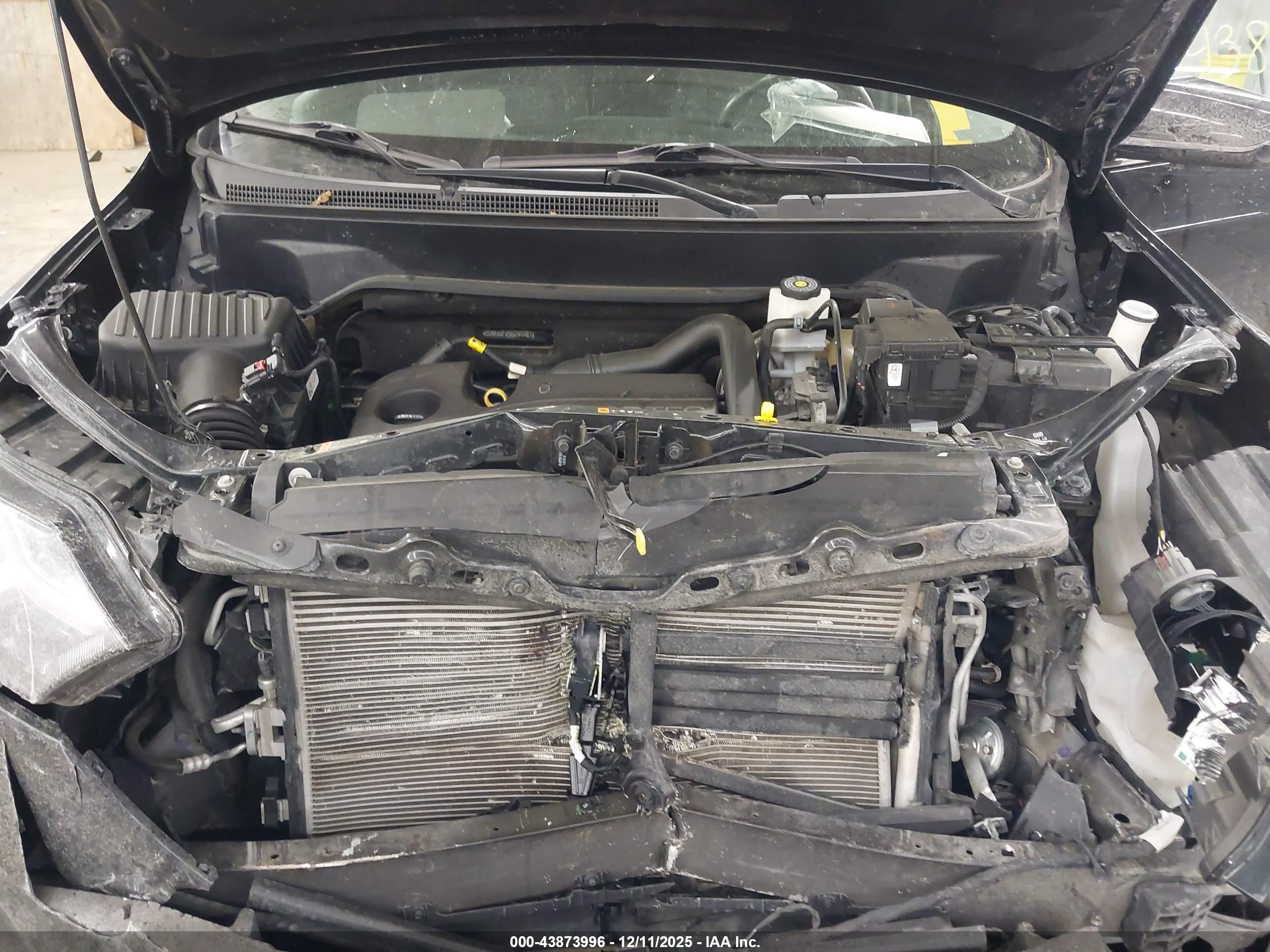 CHEVROLET EQUINOX image 10