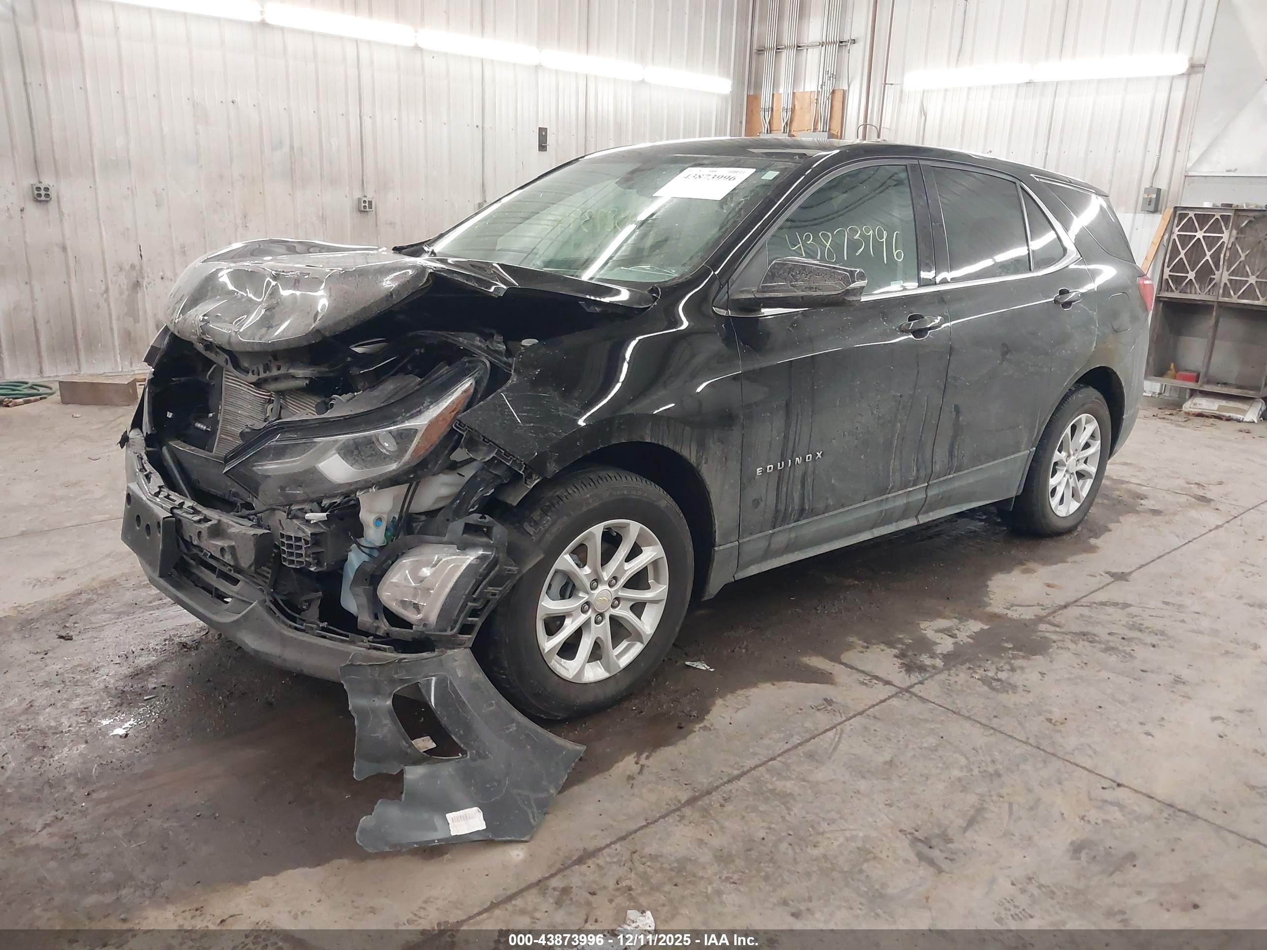 CHEVROLET EQUINOX image 2