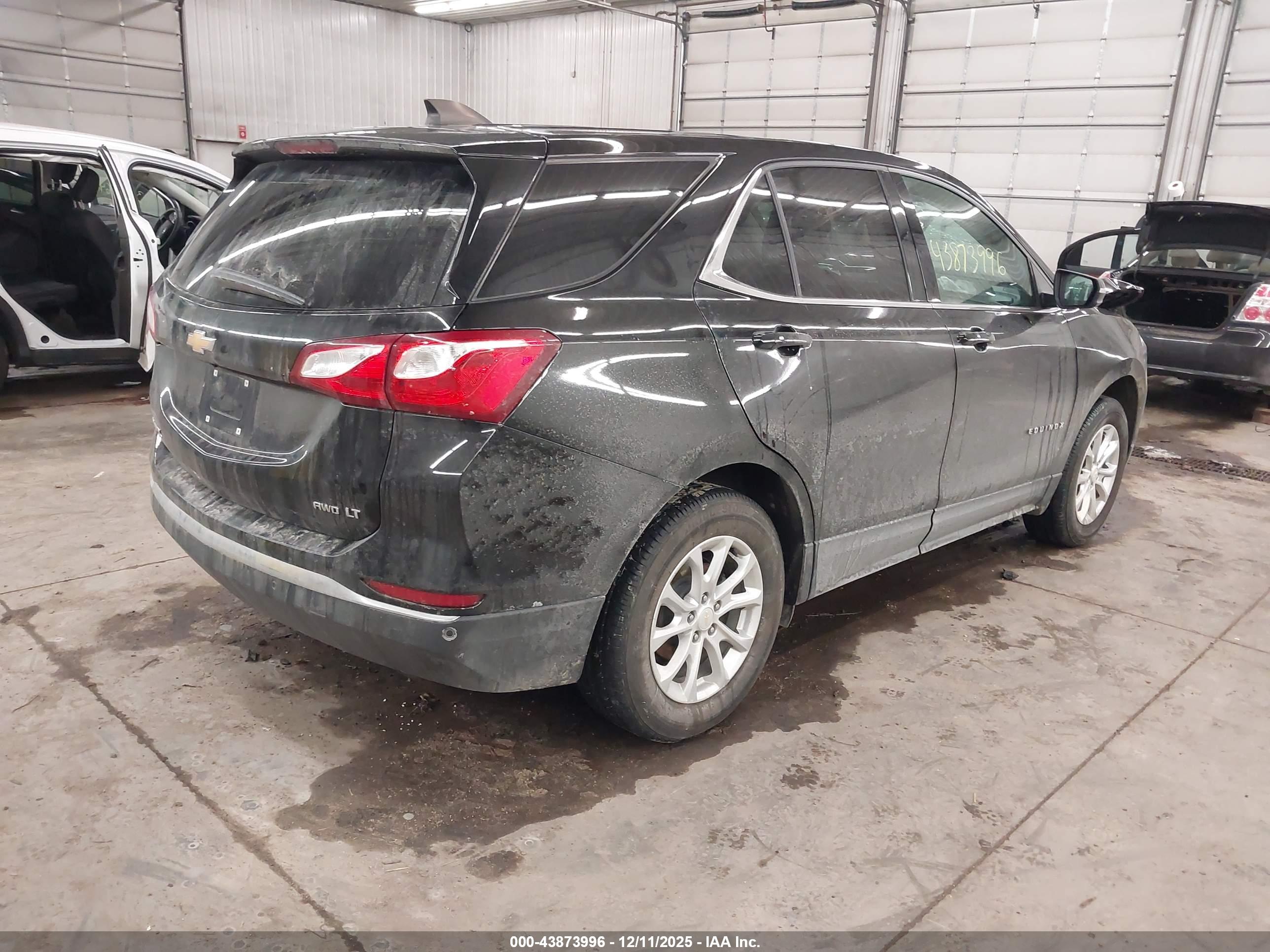 CHEVROLET EQUINOX image 4