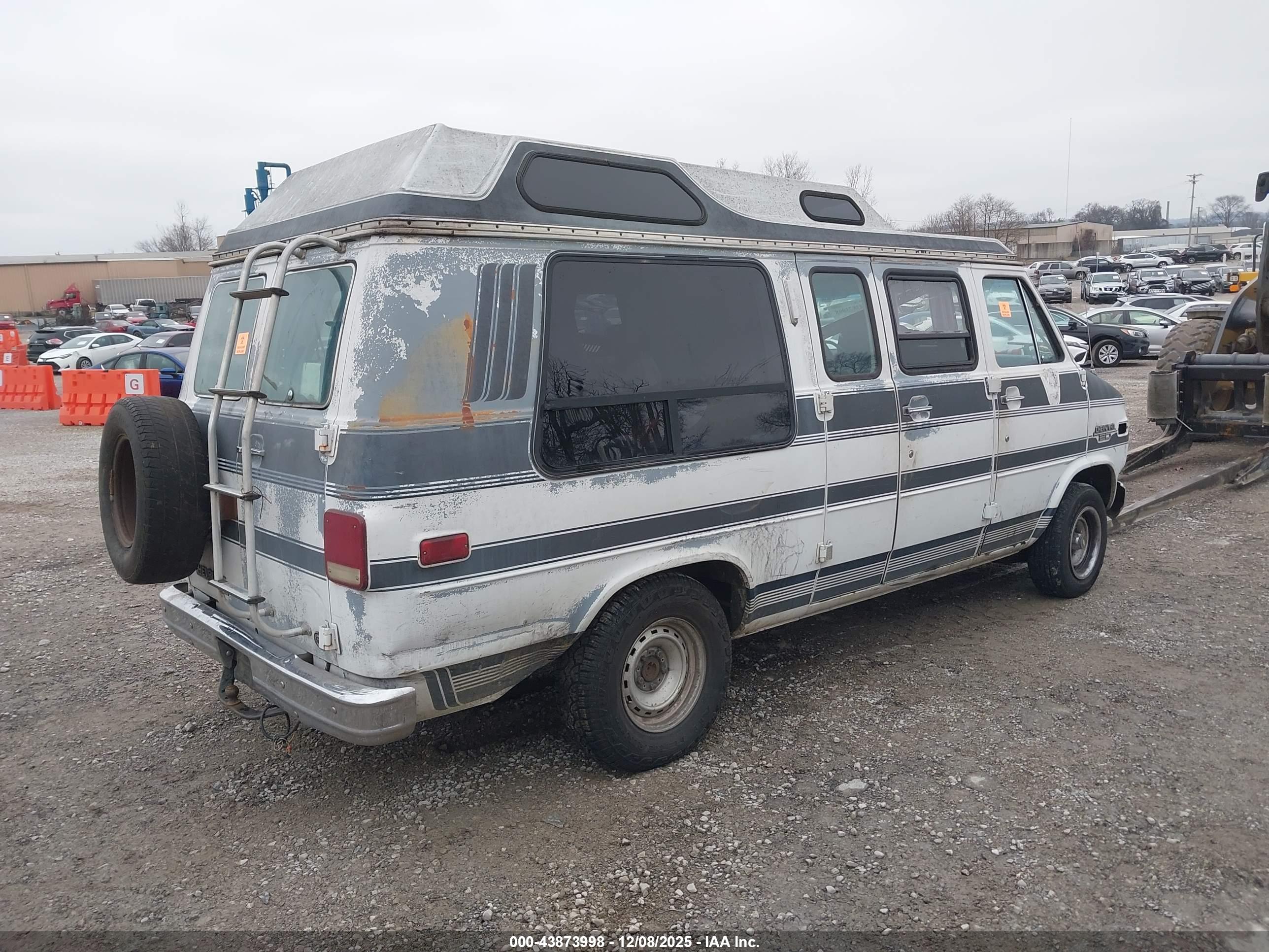 CHEVROLET G20 image 4