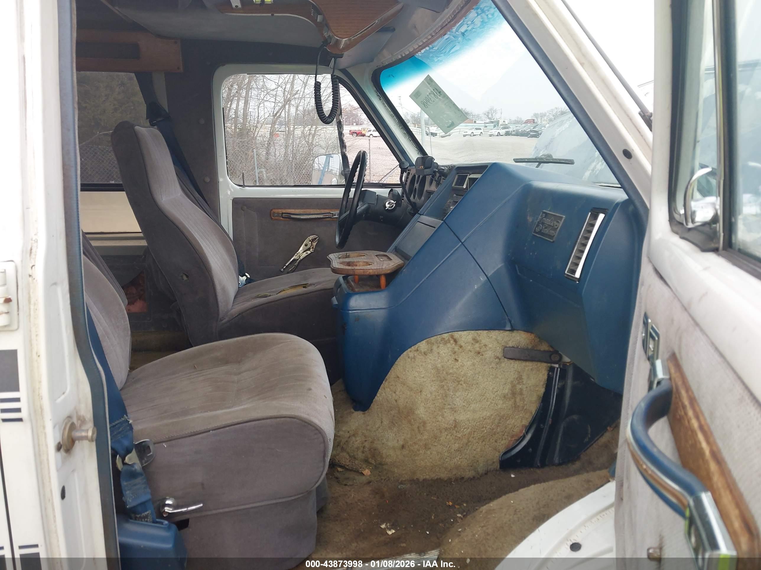 CHEVROLET G20 image 5