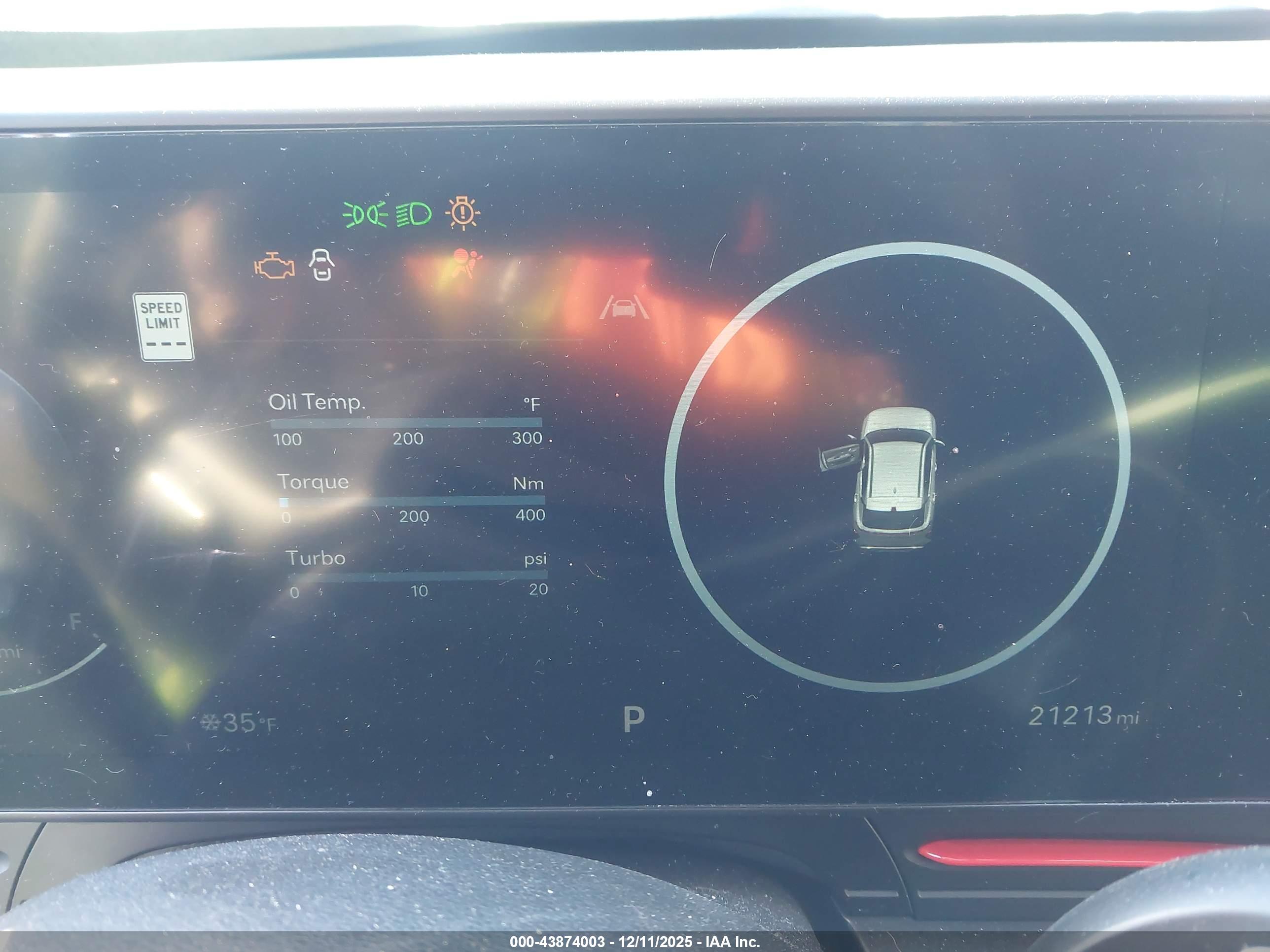 HYUNDAI KONA image 7