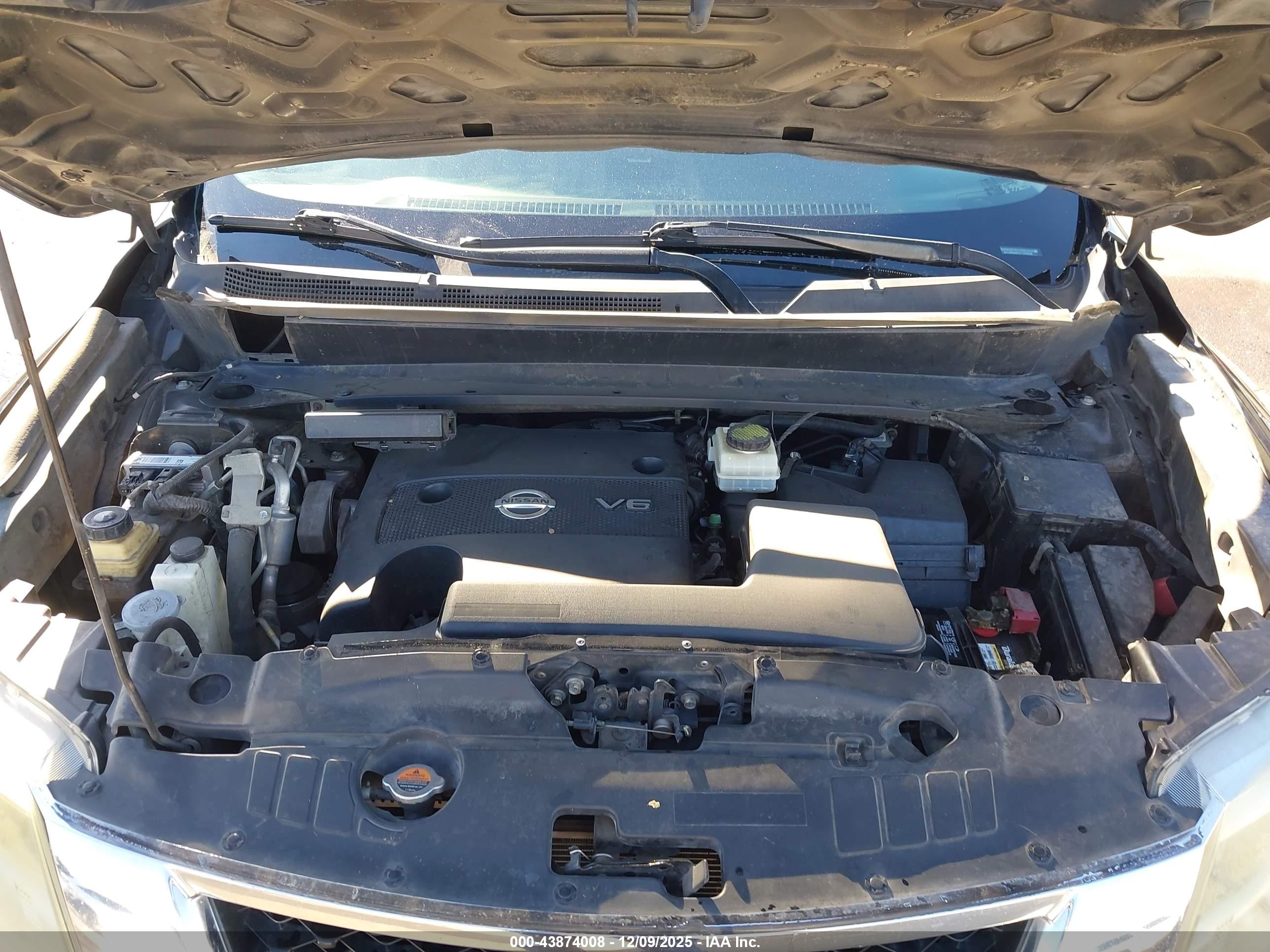 NISSAN PATHFINDER image 10