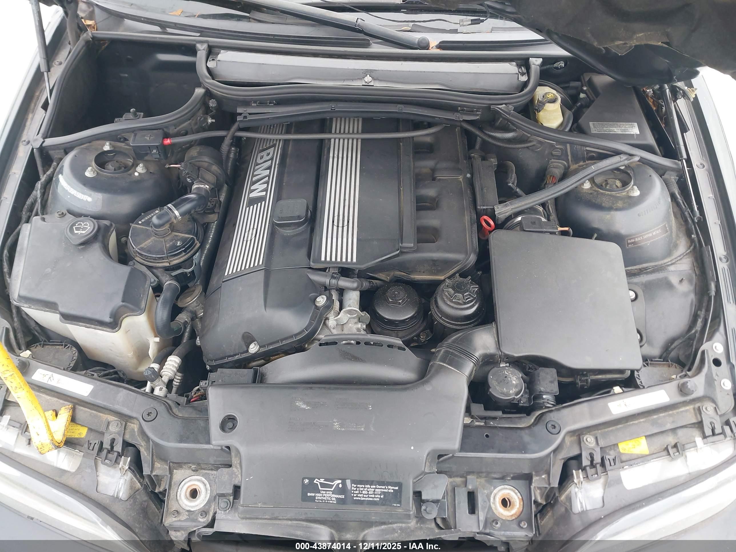 BMW 330CI image 10