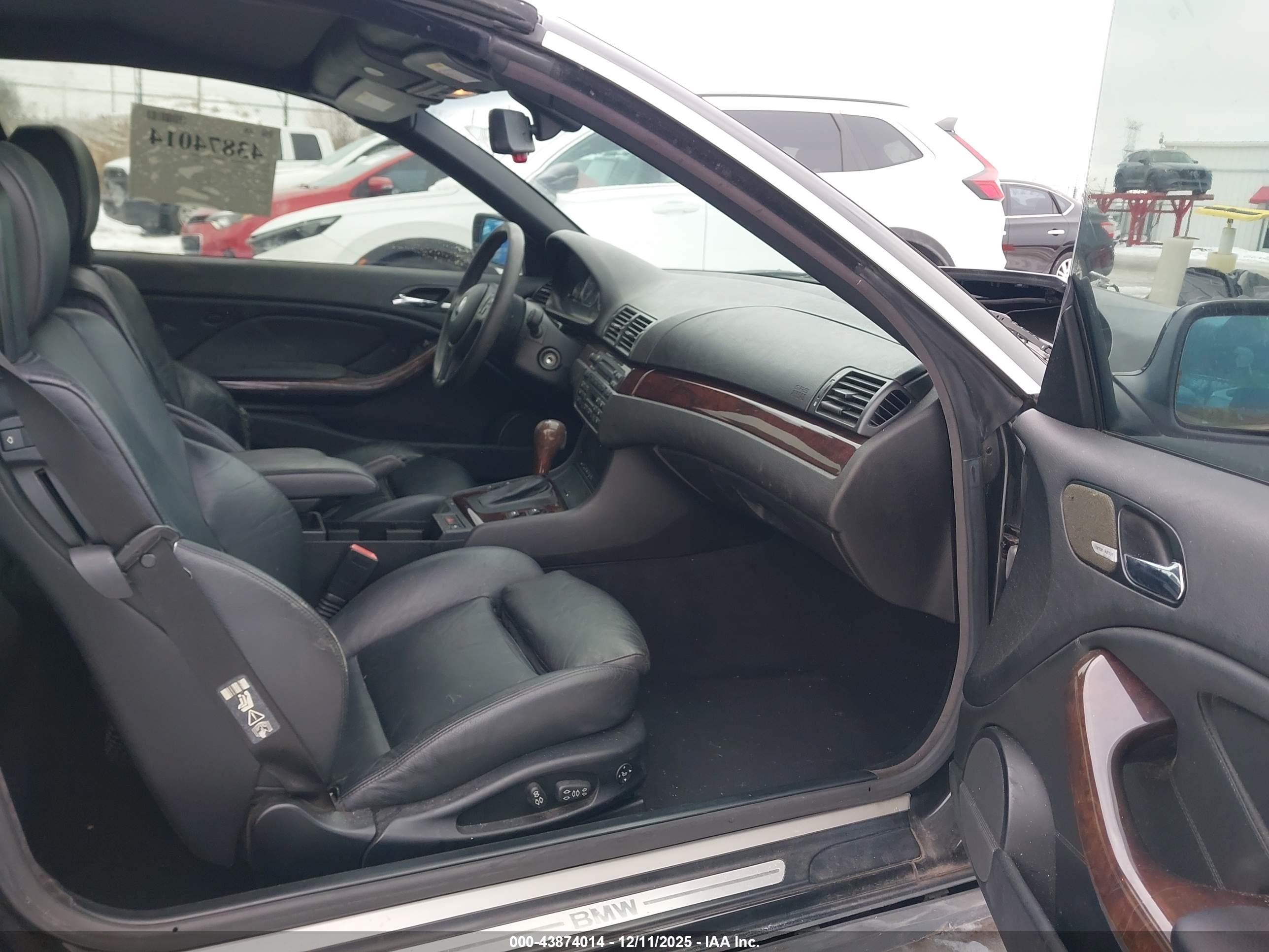 BMW 330CI image 5