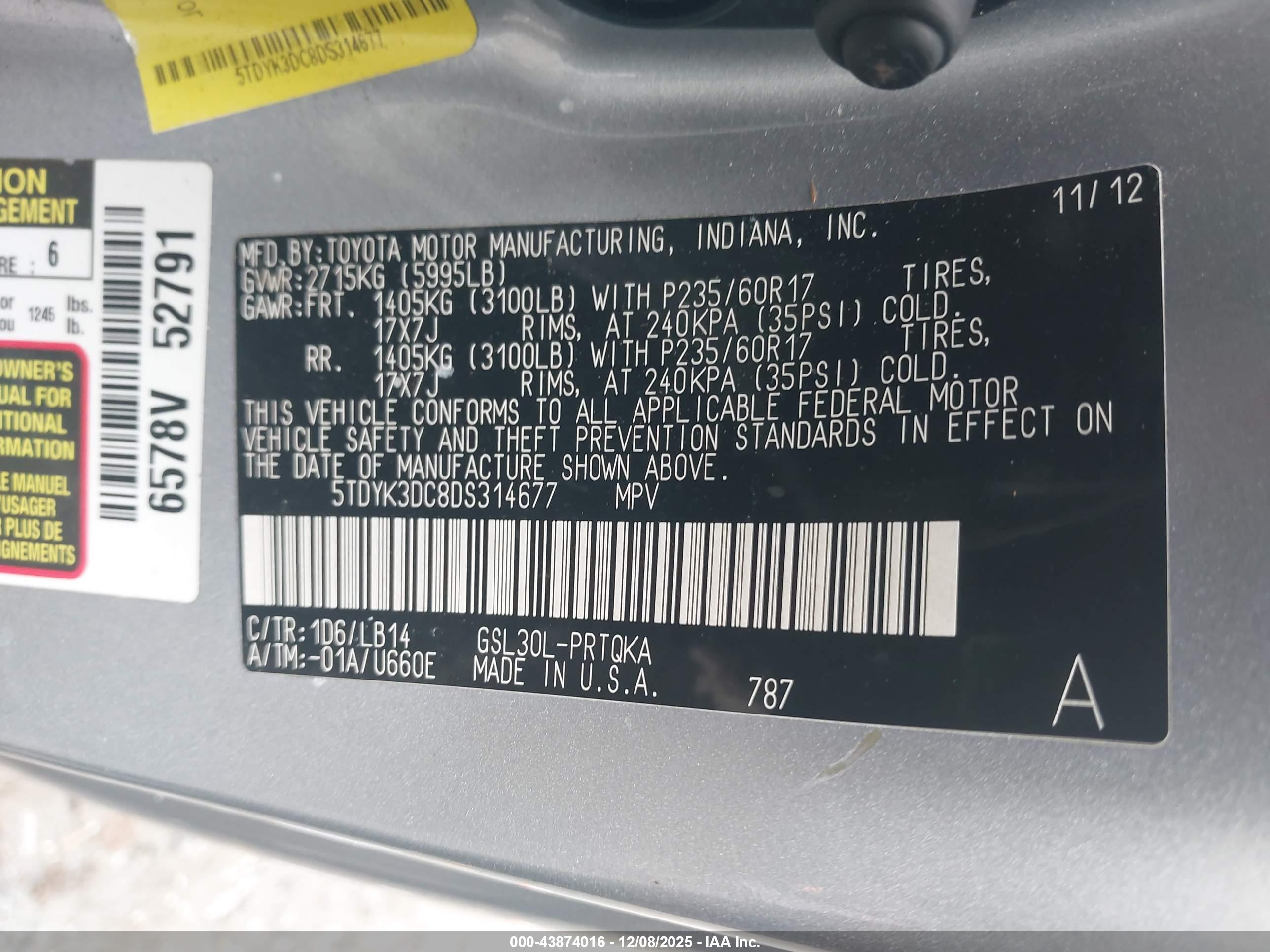 TOYOTA SIENNA image 9
