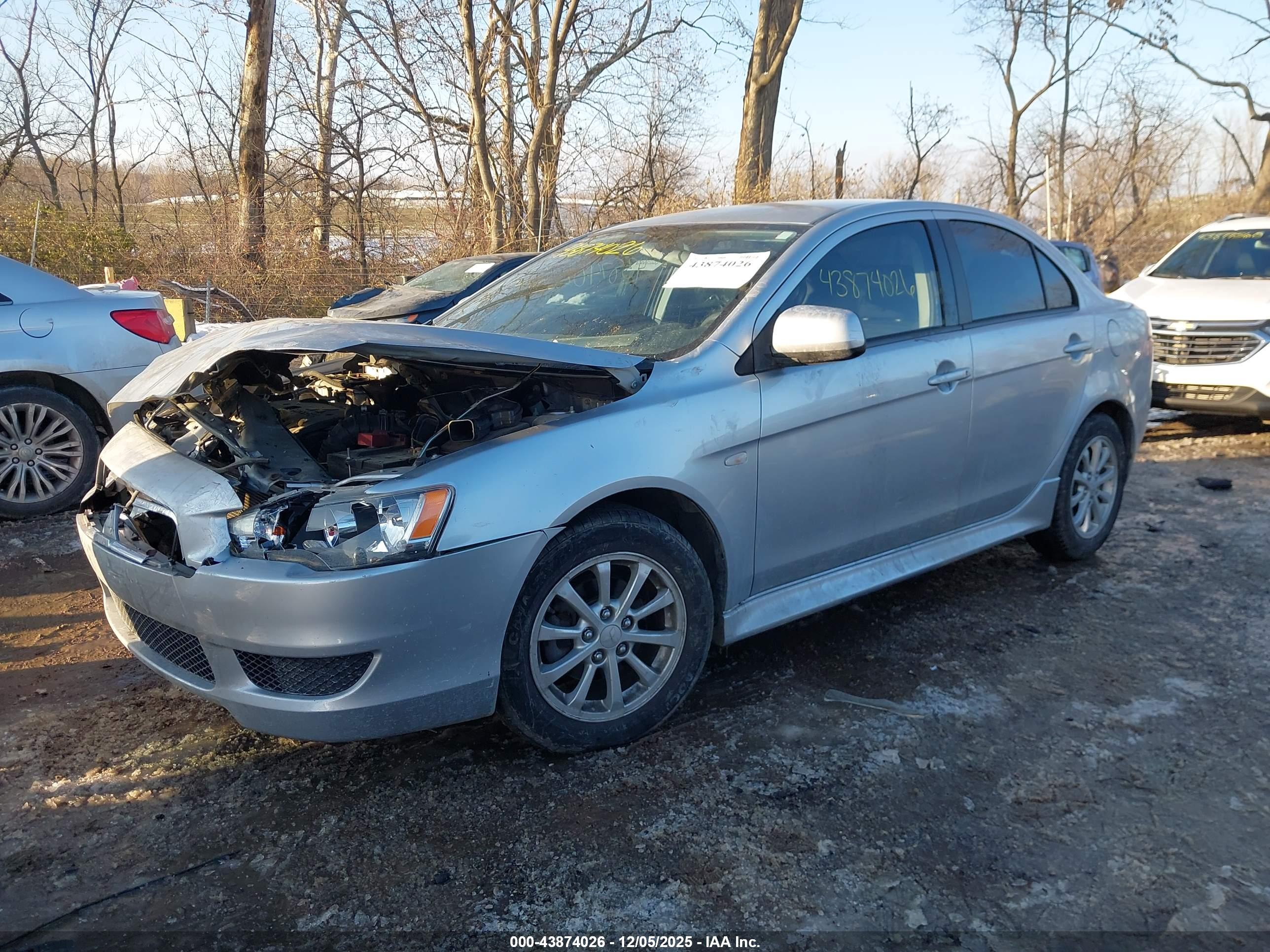 MITSUBISHI LANCER image 2