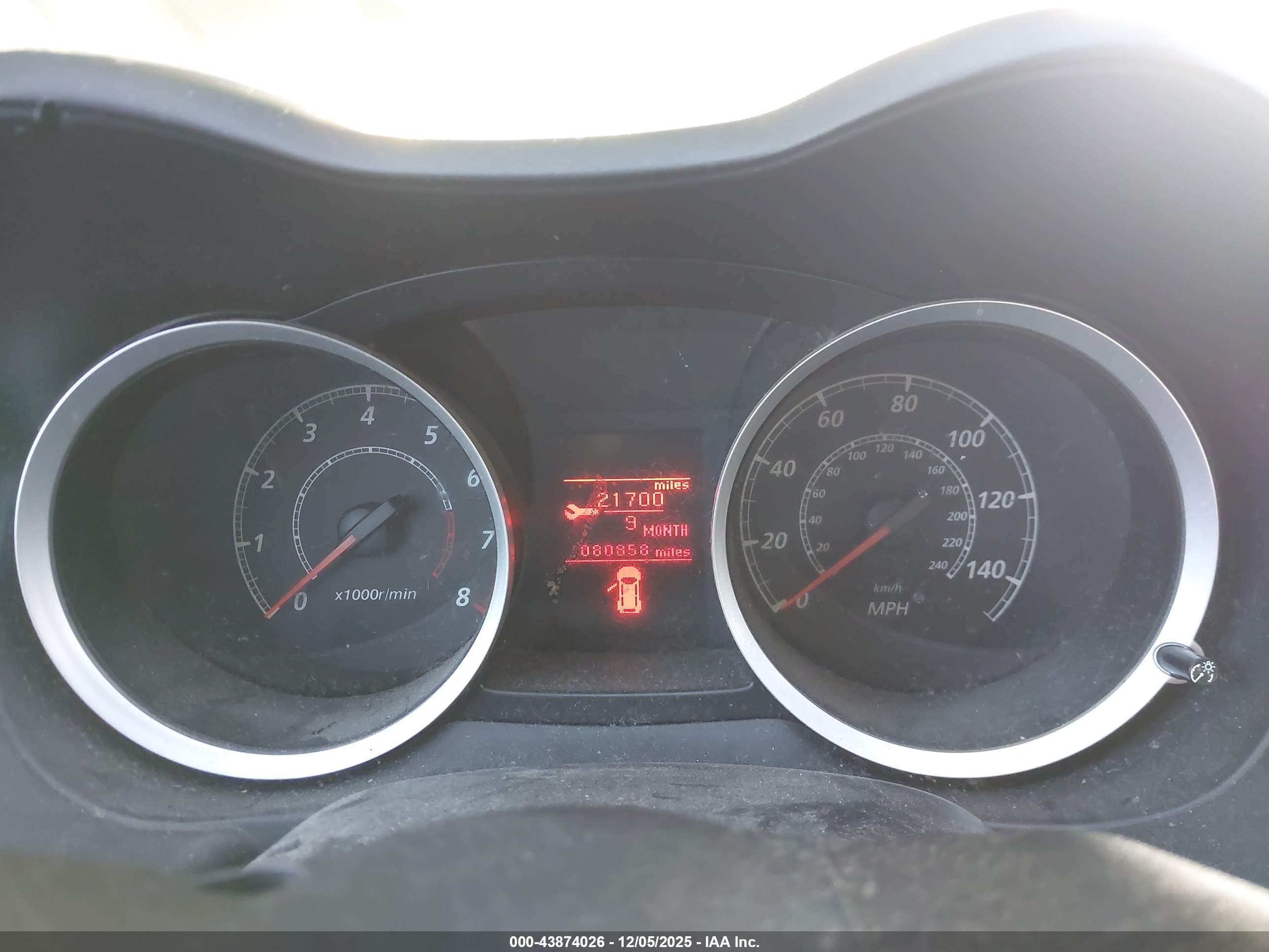 MITSUBISHI LANCER image 7