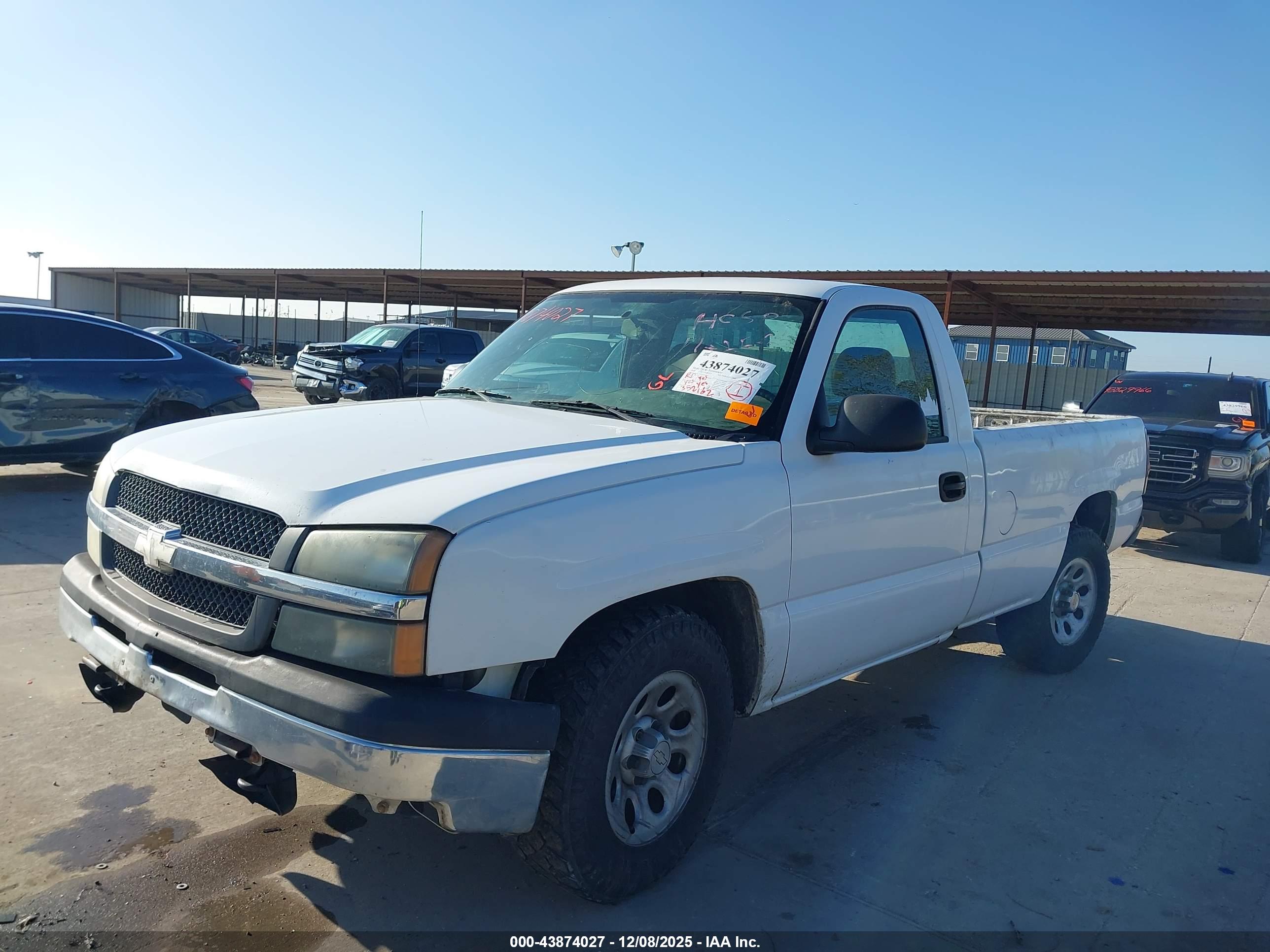CHEVROLET SILVERADO image 2