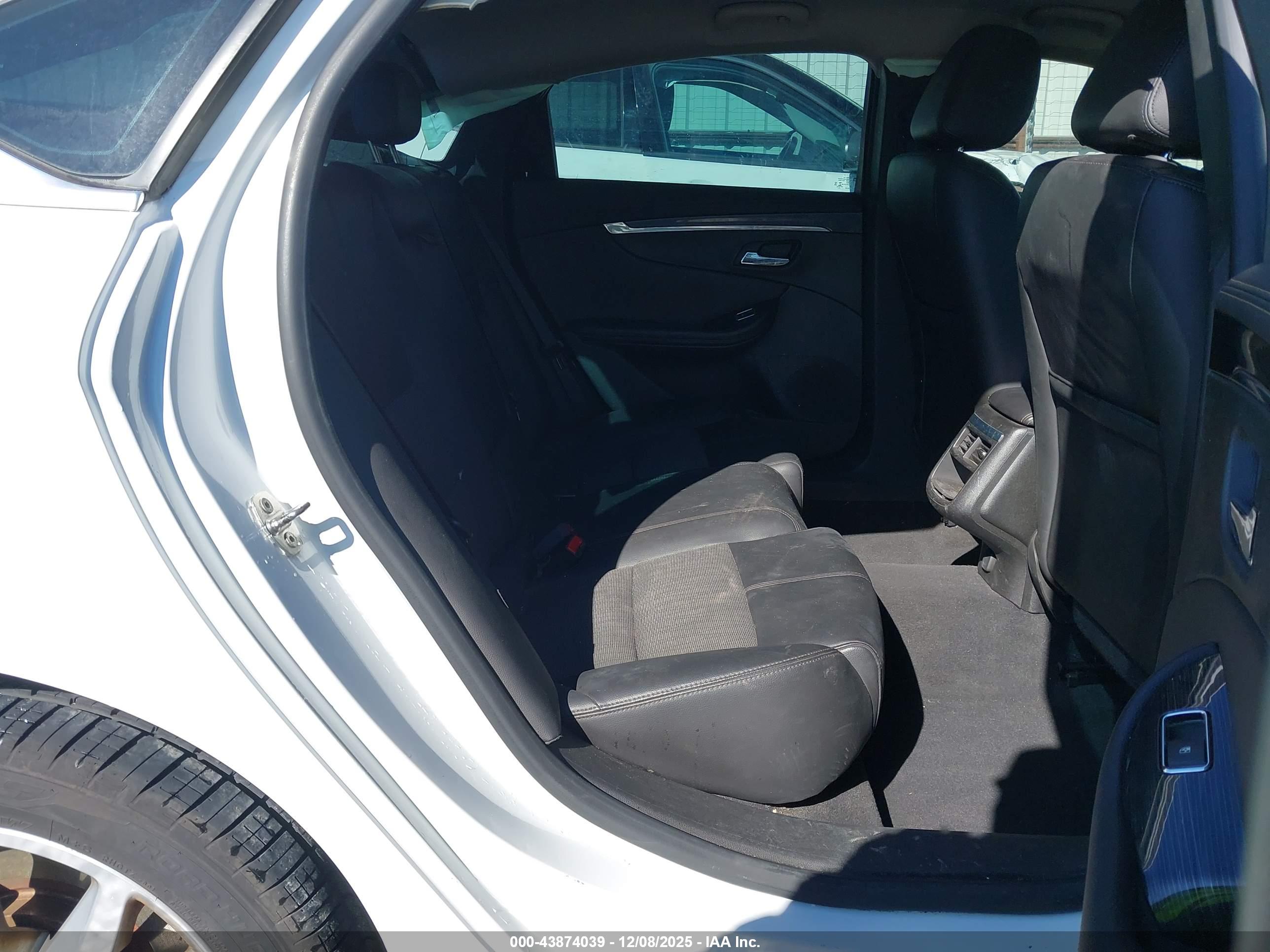 CHEVROLET IMPALA image 8