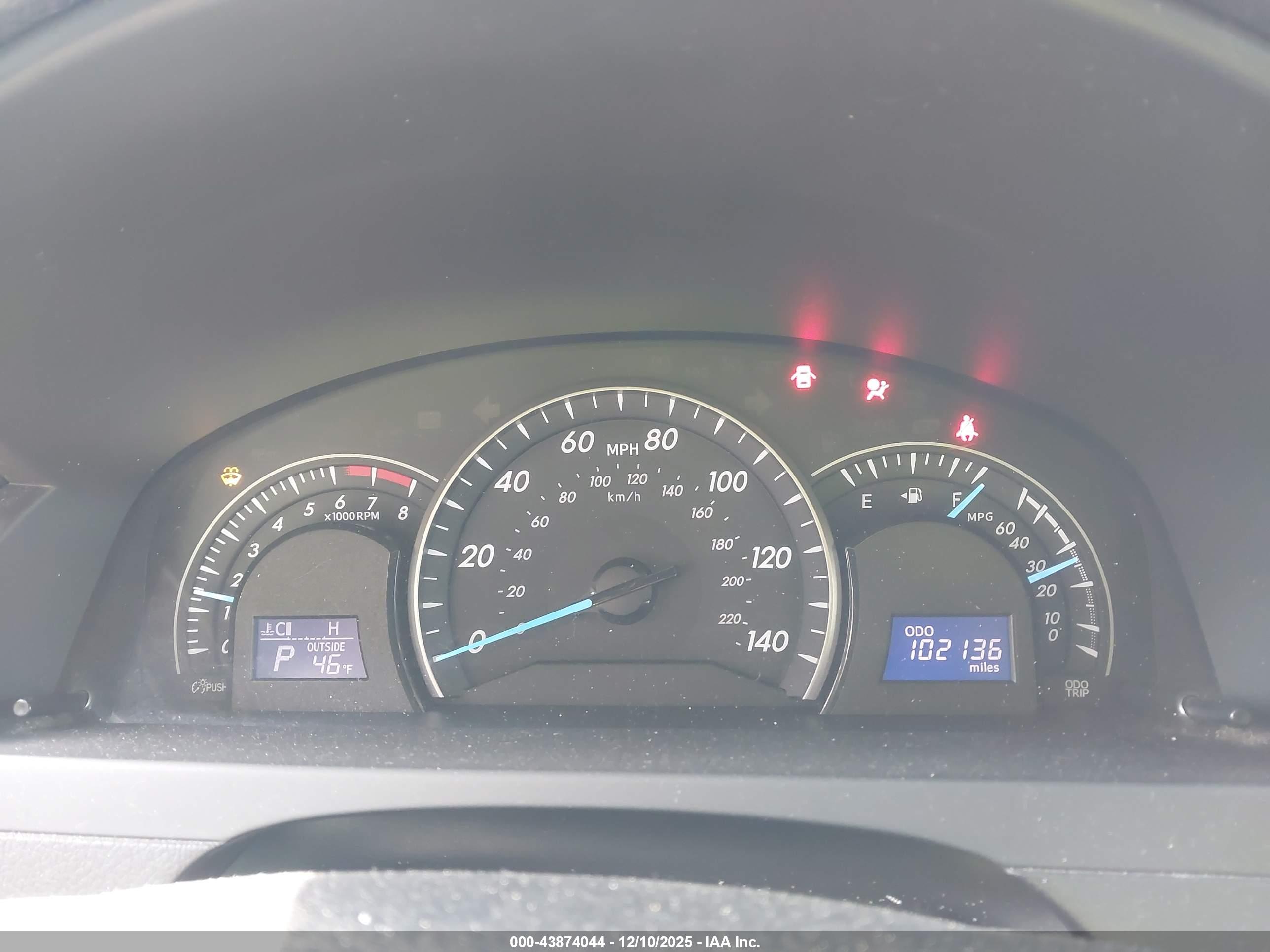 TOYOTA CAMRY image 7
