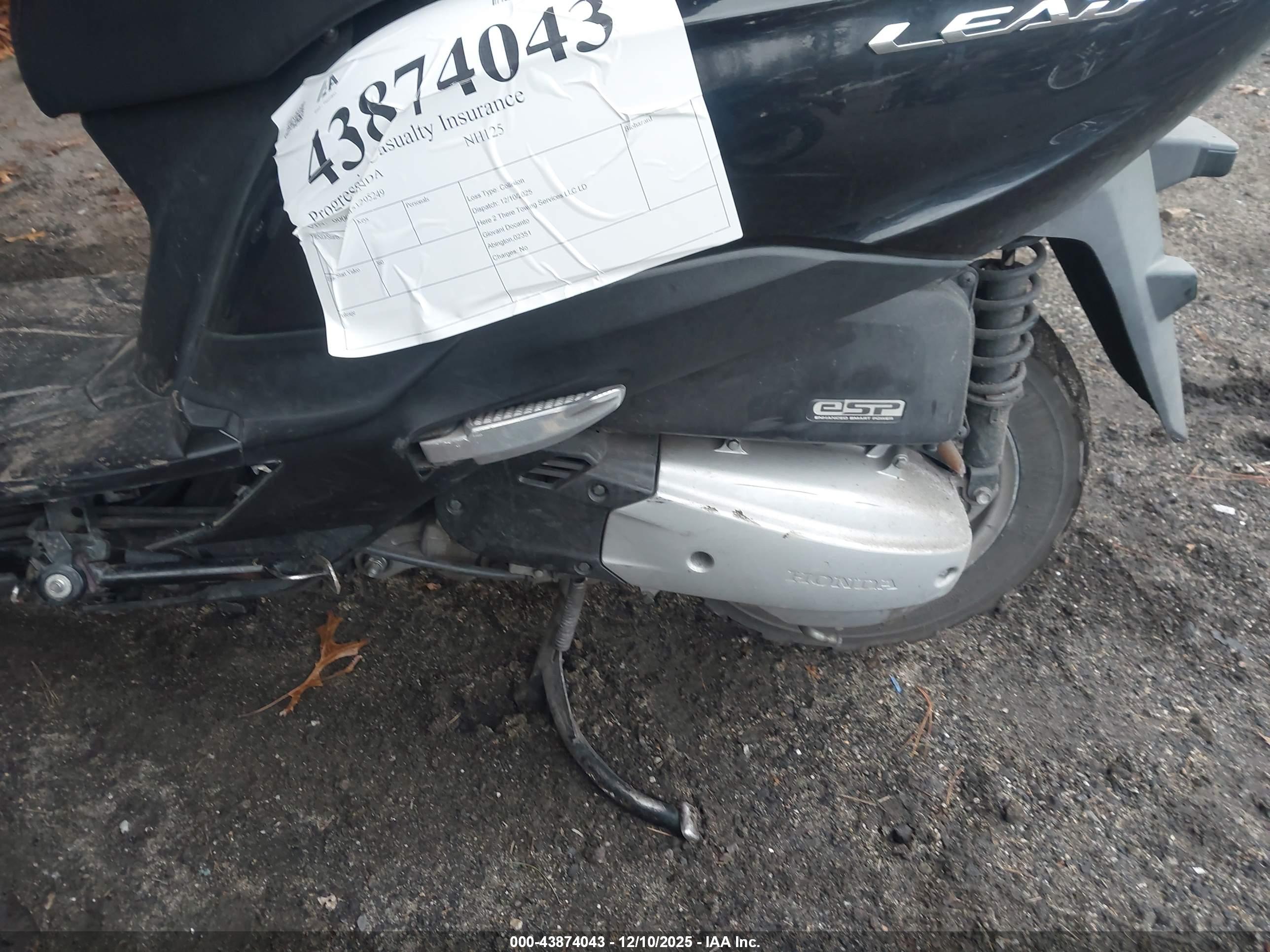 HONDA NH125 image 9