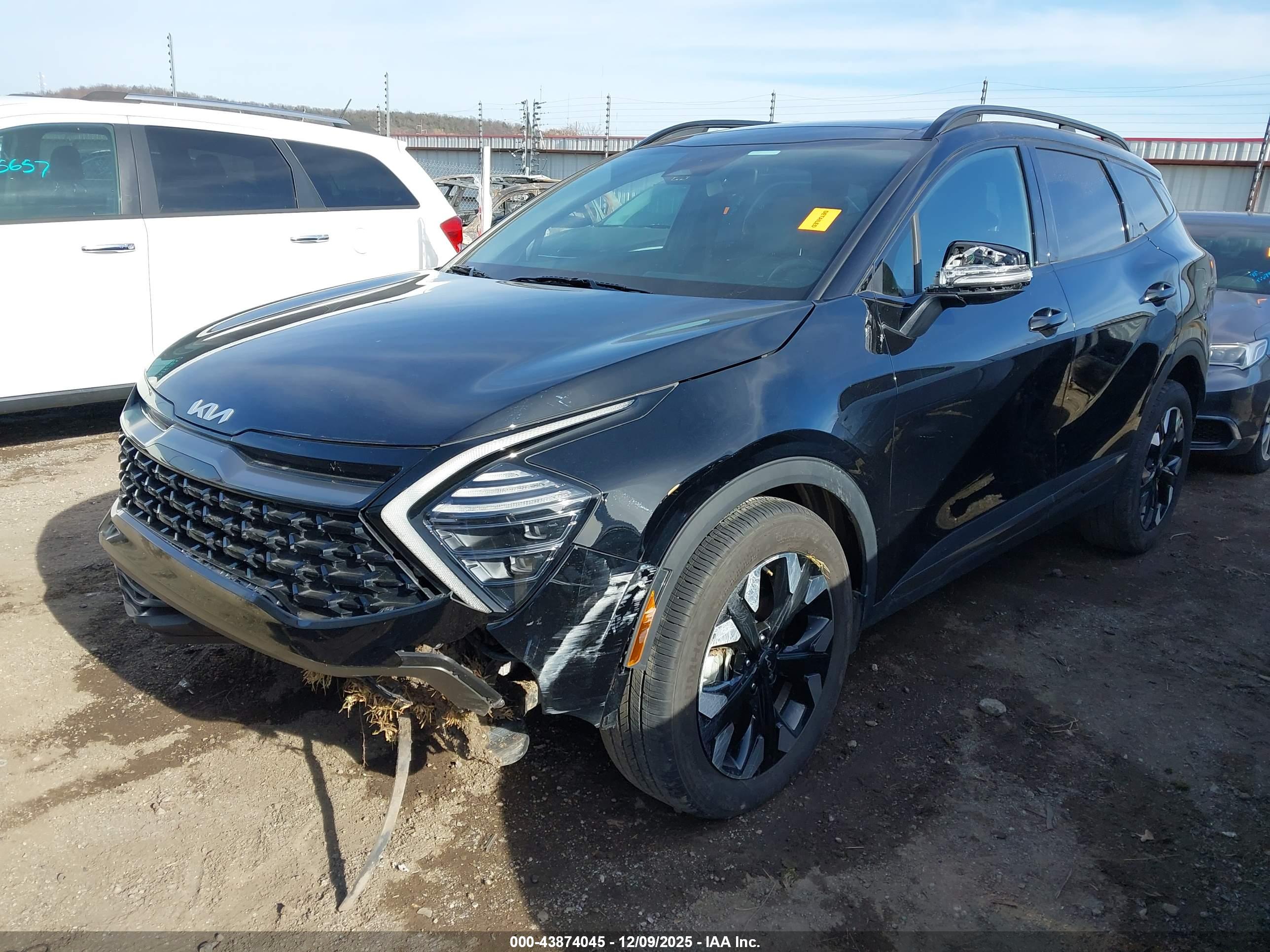 KIA SPORTAGE image 6