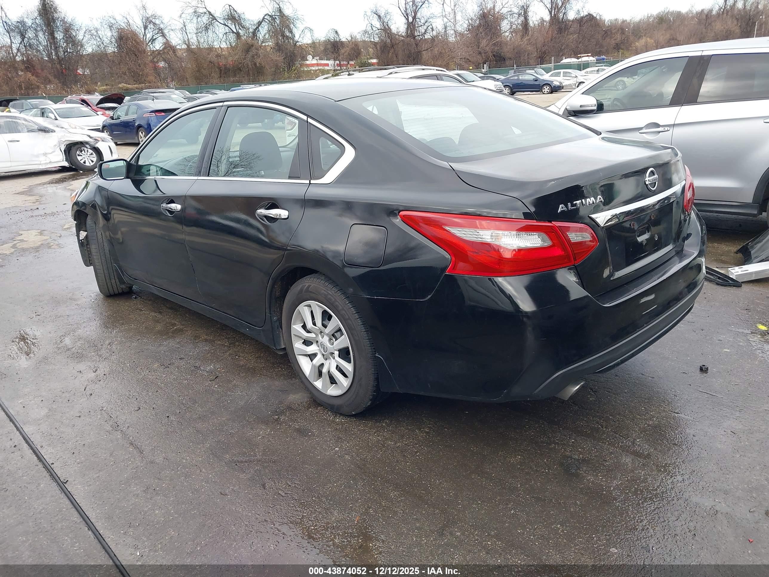 NISSAN ALTIMA image 3