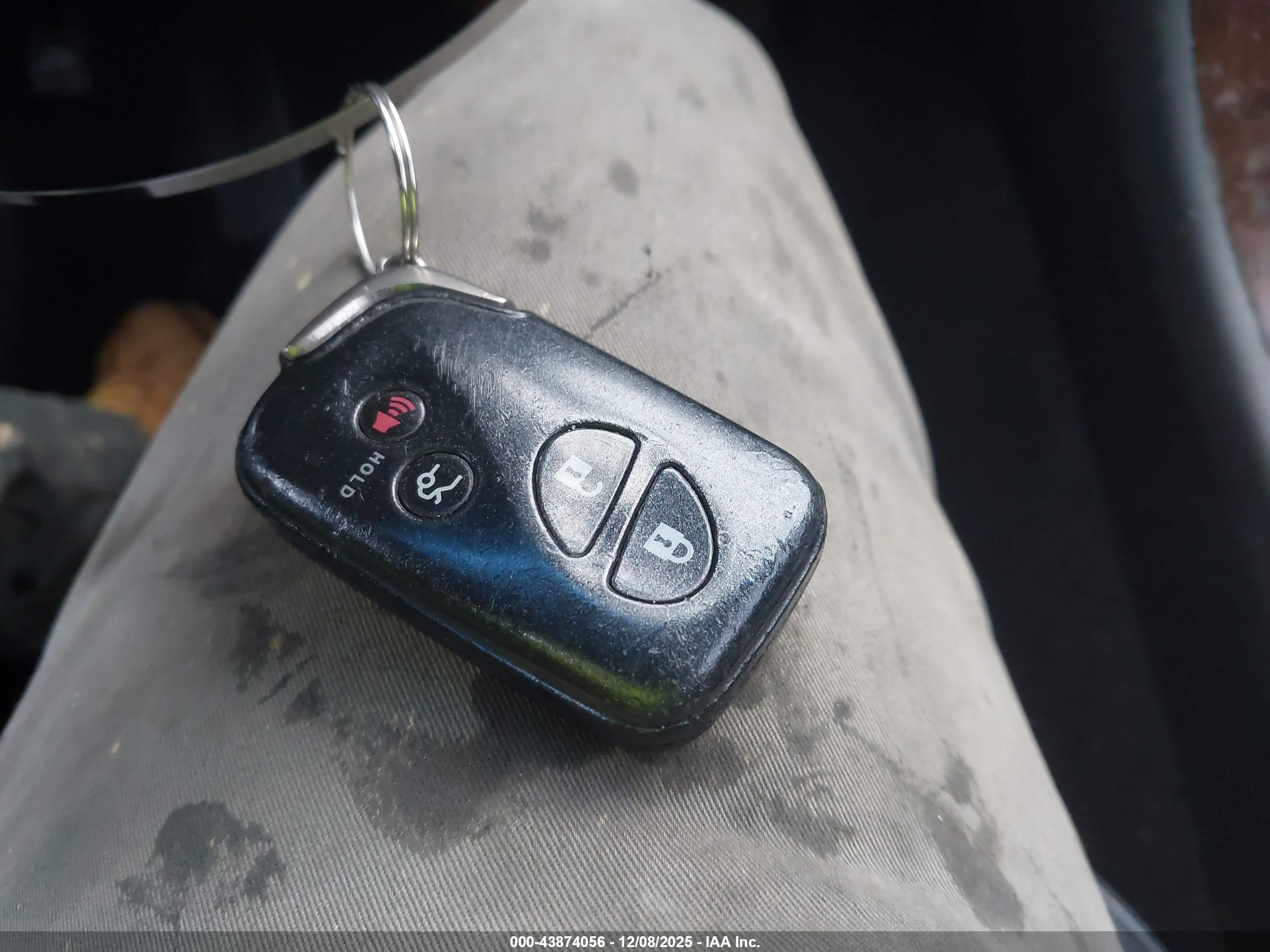 LEXUS ES image 11