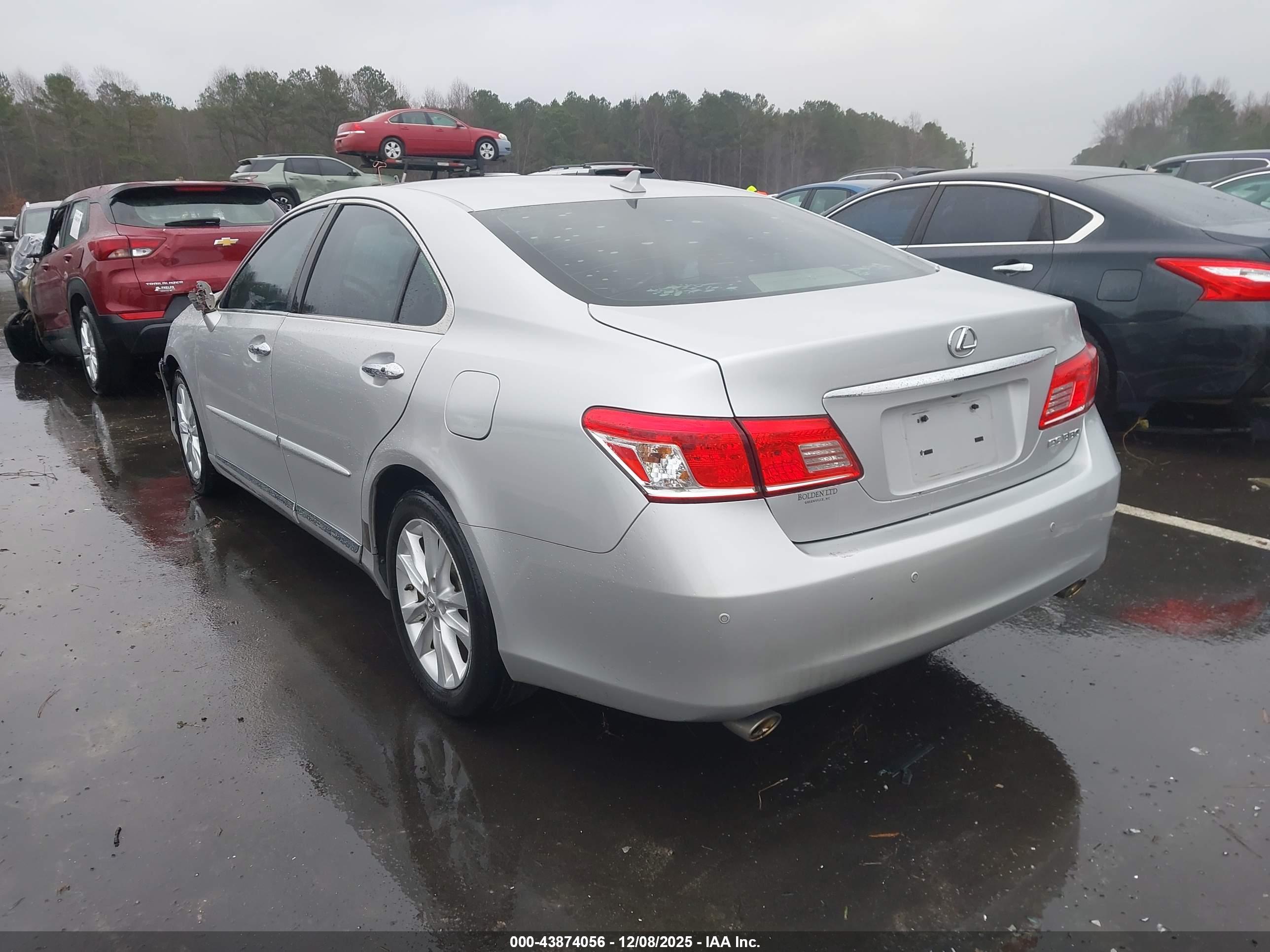 LEXUS ES image 3