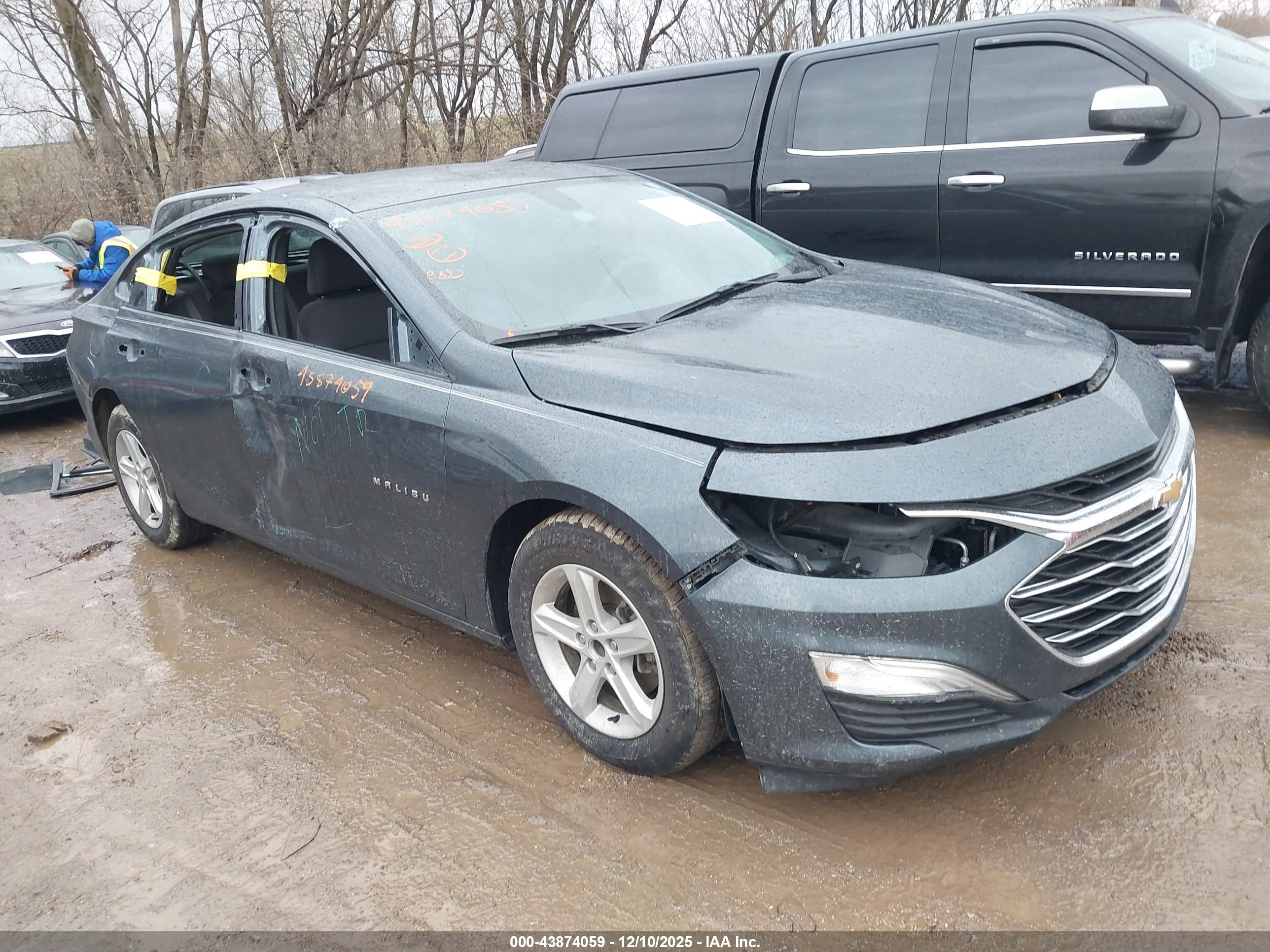 CHEVROLET MALIBU image 6