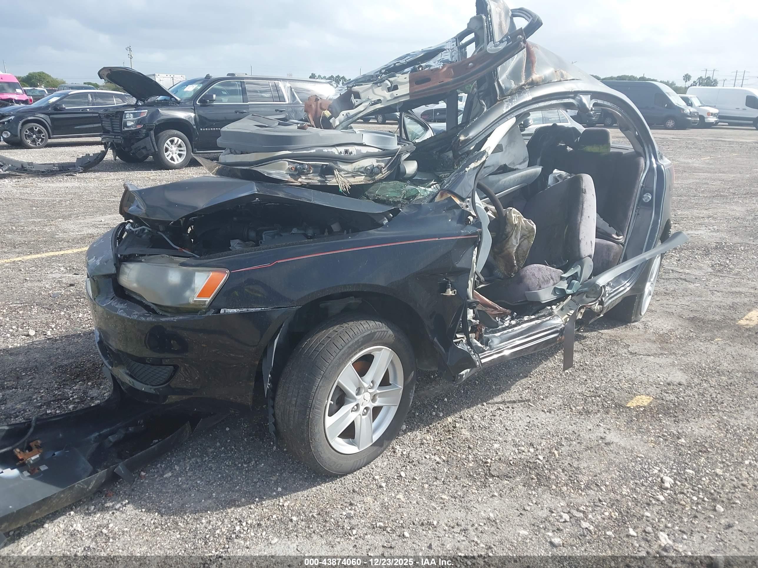 MITSUBISHI LANCER image 2