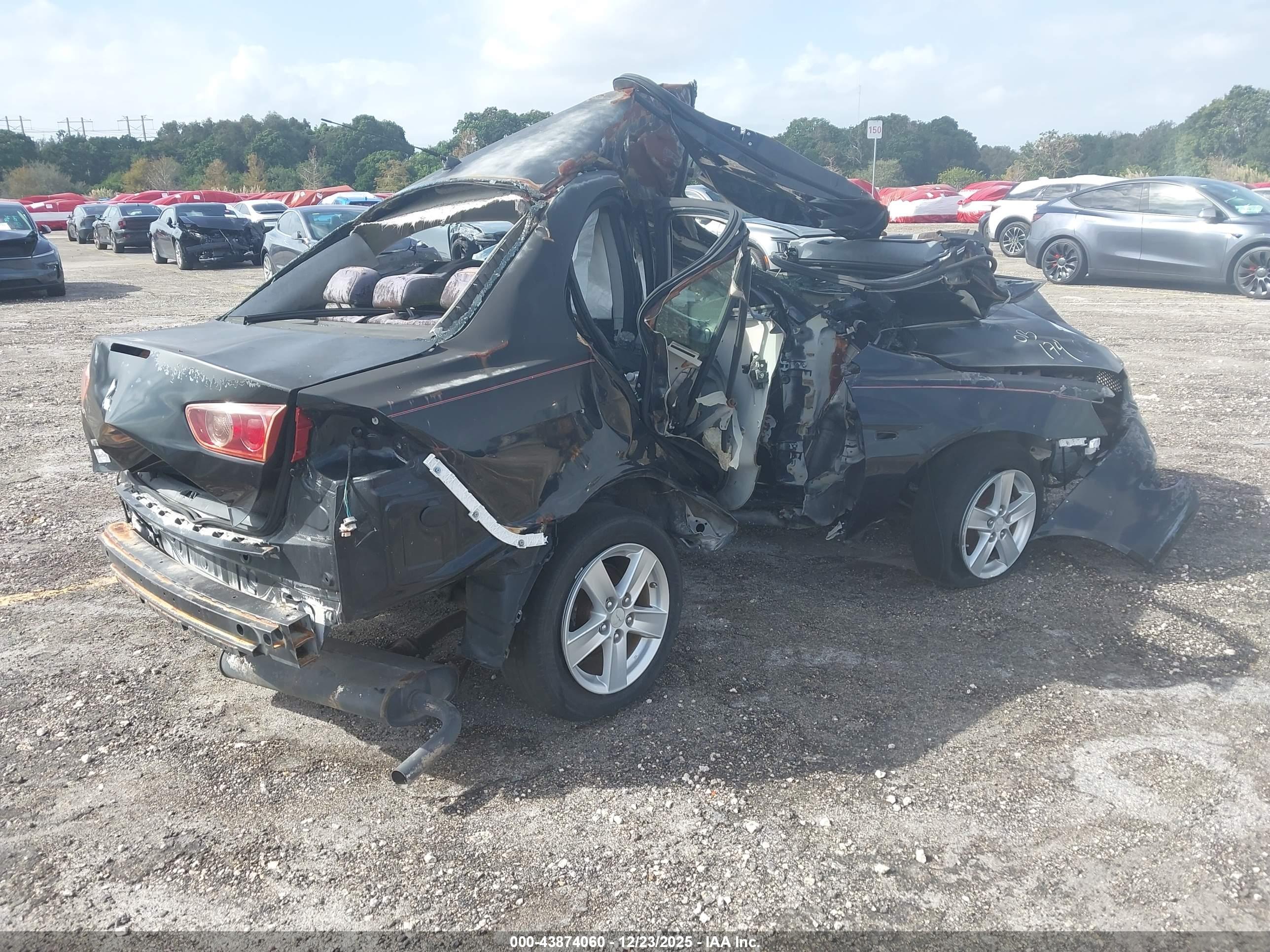 MITSUBISHI LANCER image 4