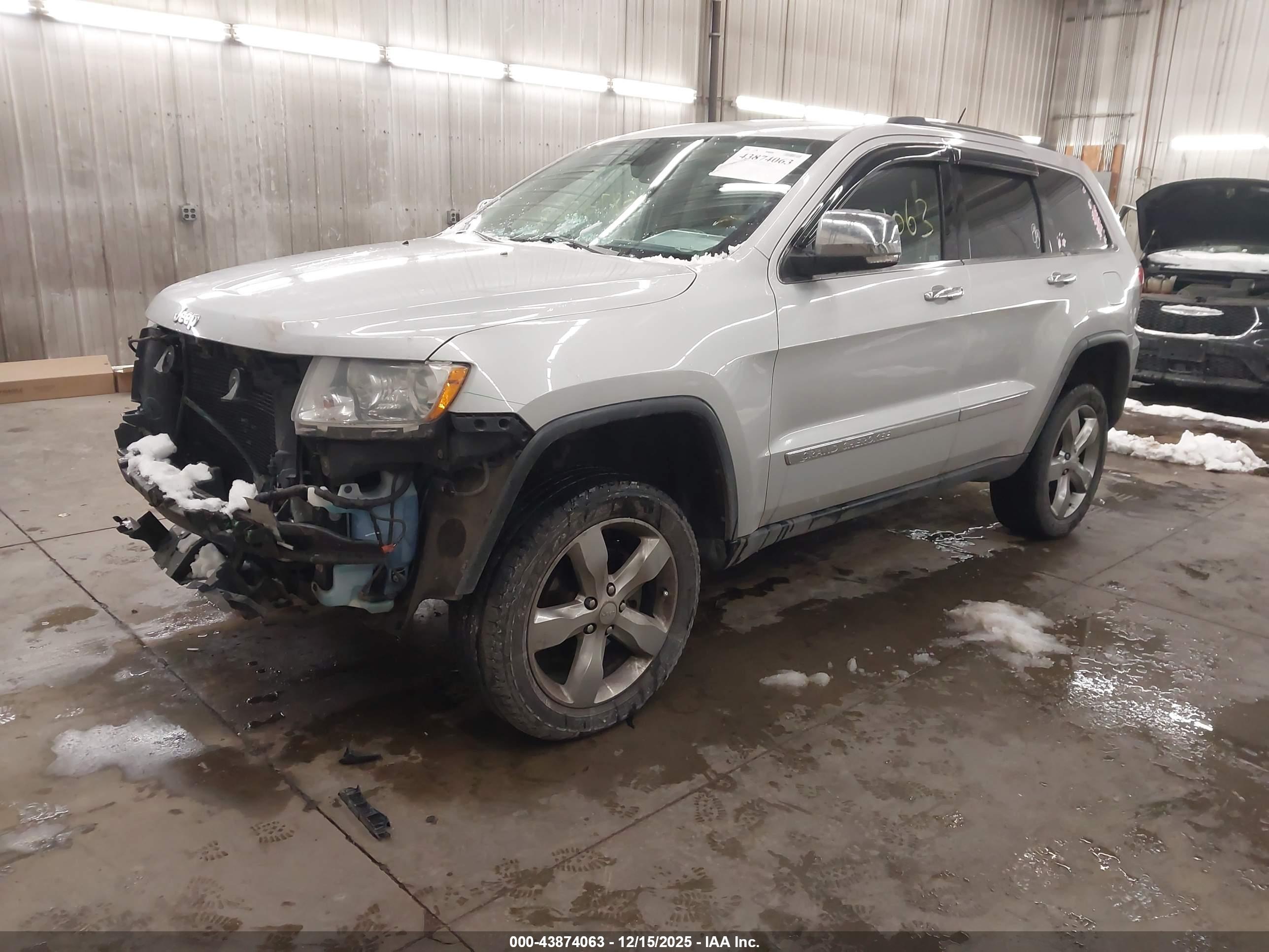 JEEP GRAND image 2