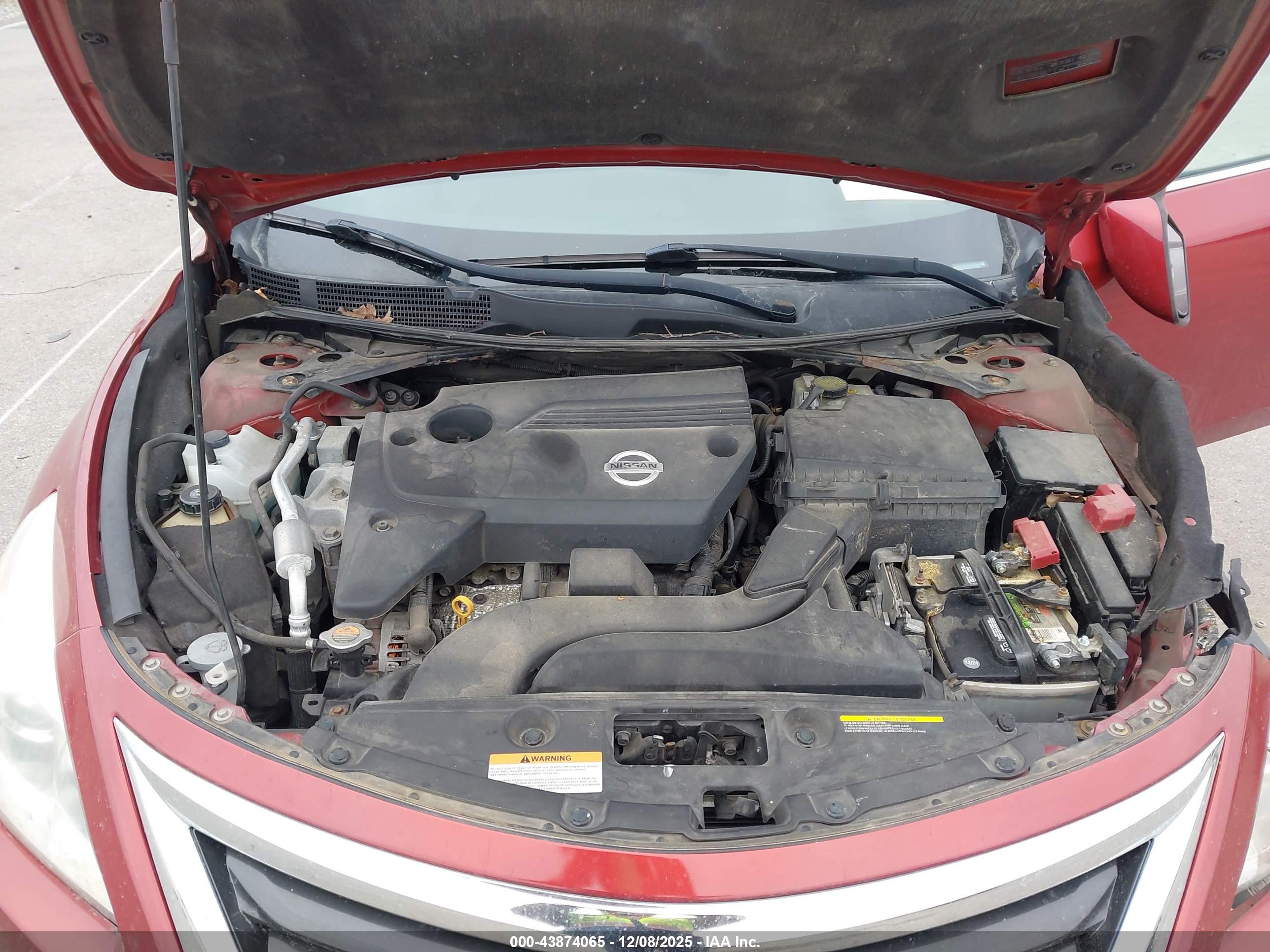 NISSAN ALTIMA image 10