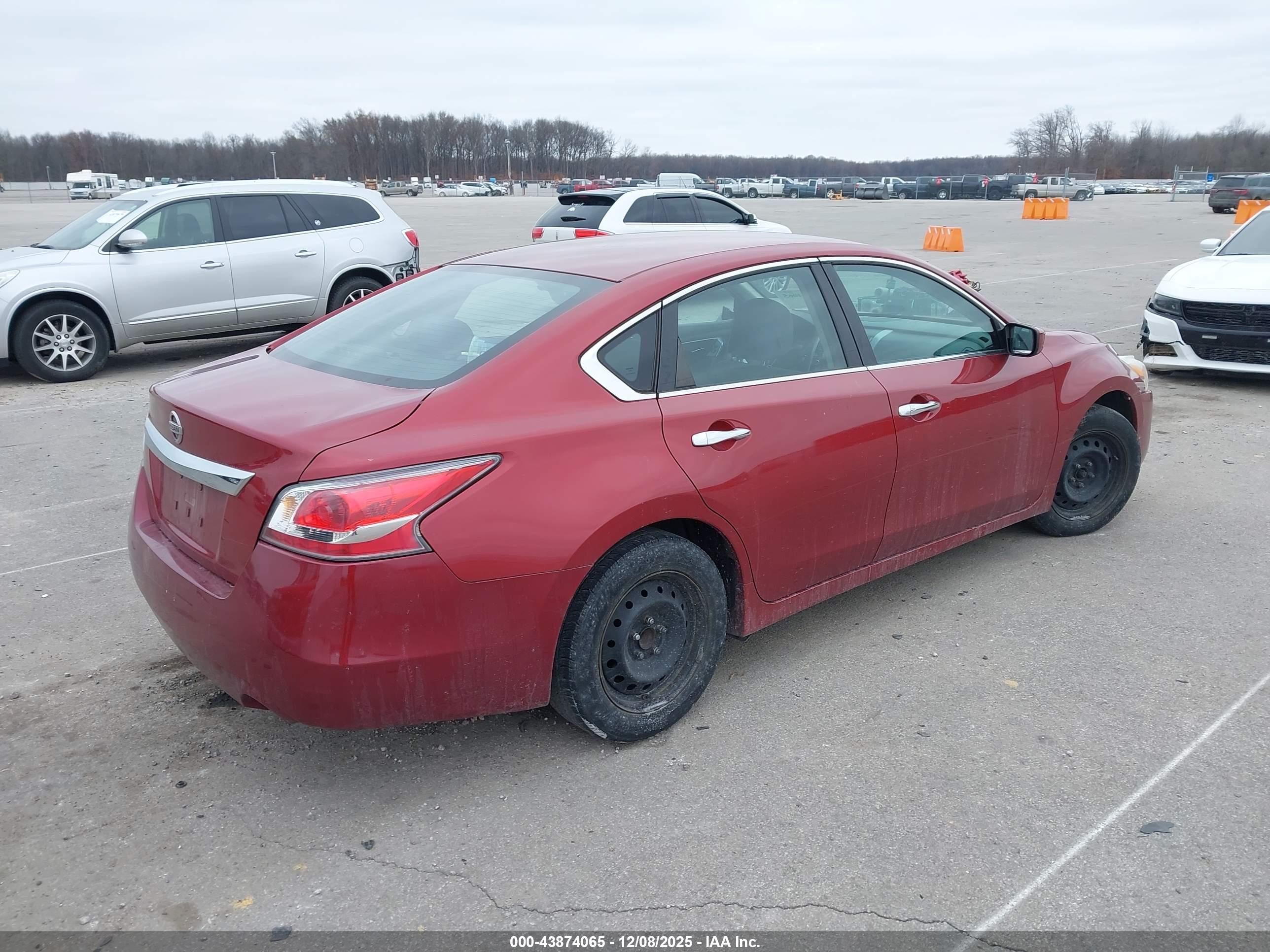 NISSAN ALTIMA image 4