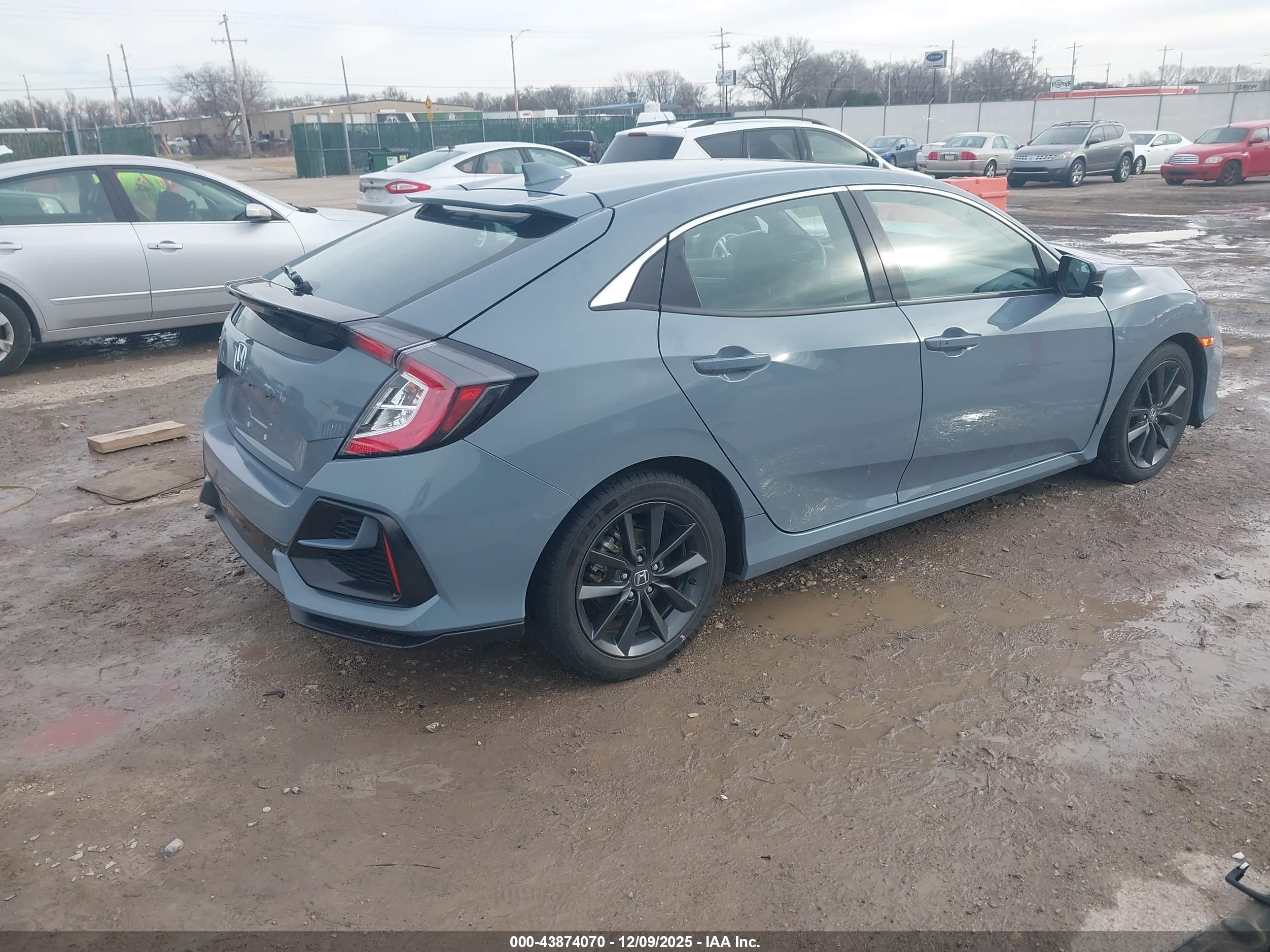 HONDA CIVIC image 4