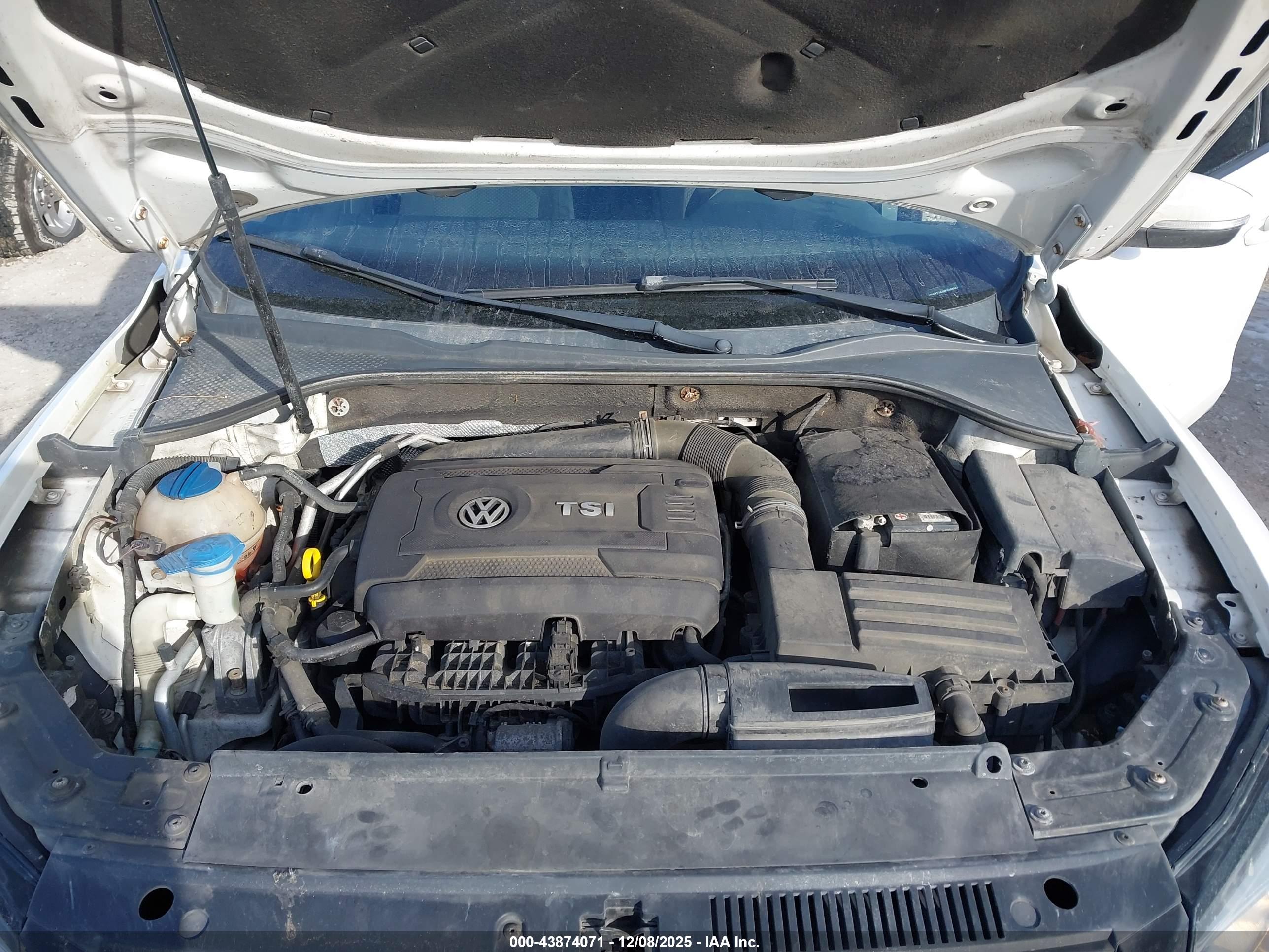 VOLKSWAGEN PASSAT image 10