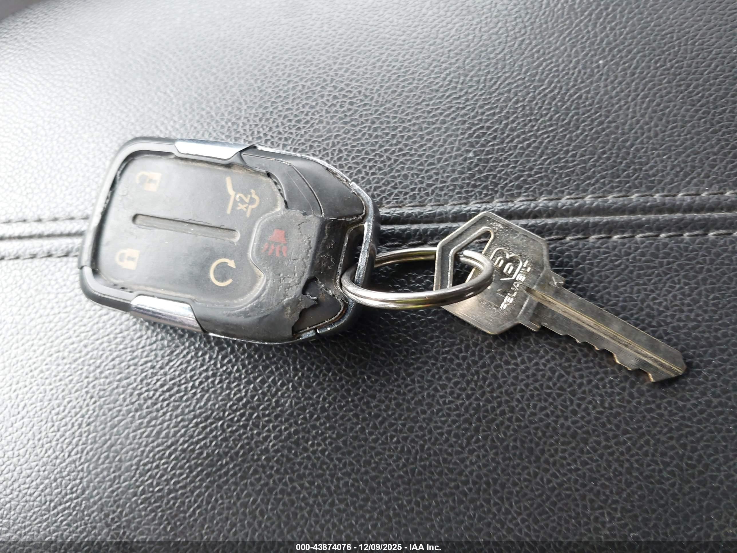 GMC TERRAIN image 11