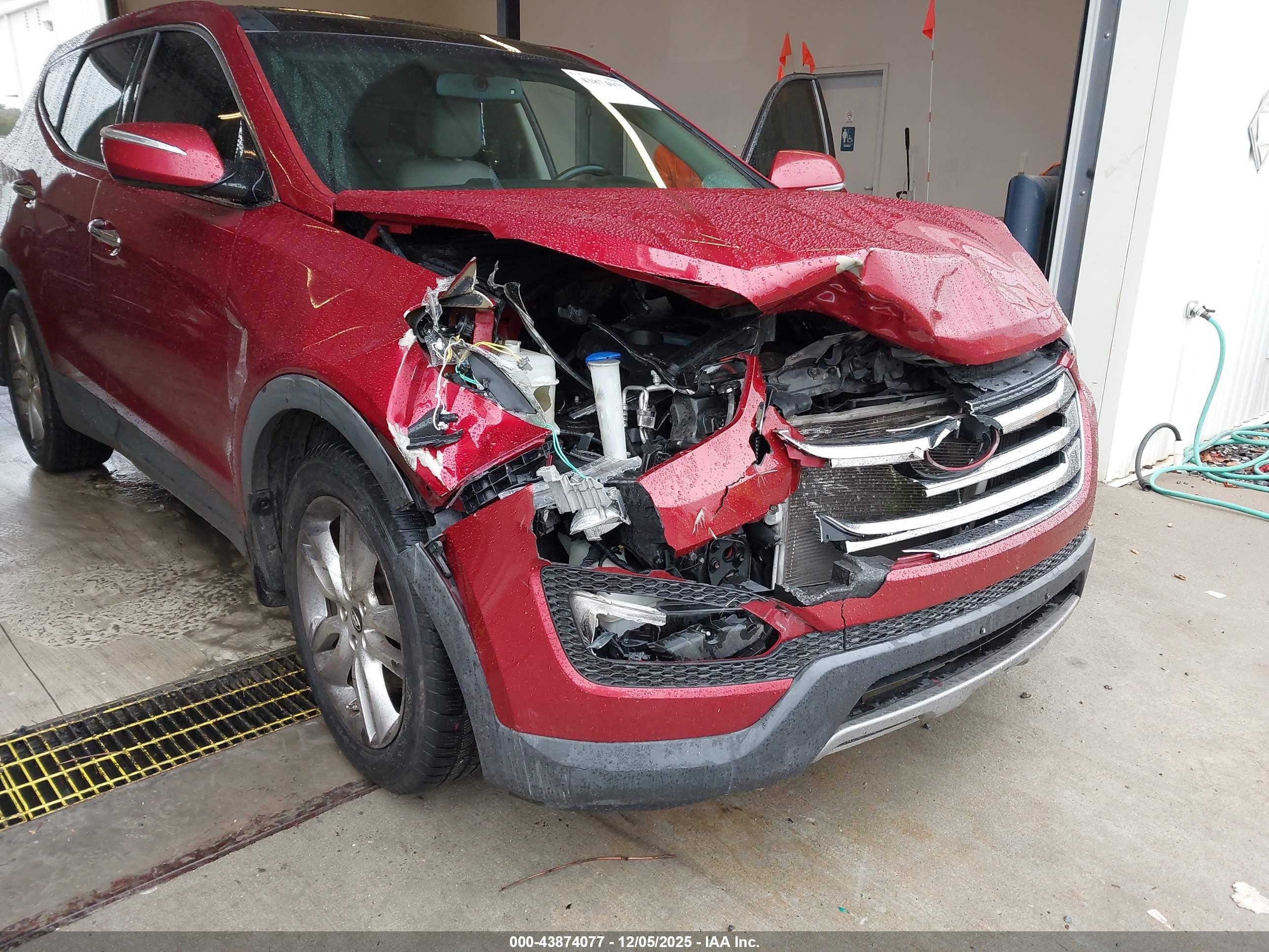 HYUNDAI SANTA image 6