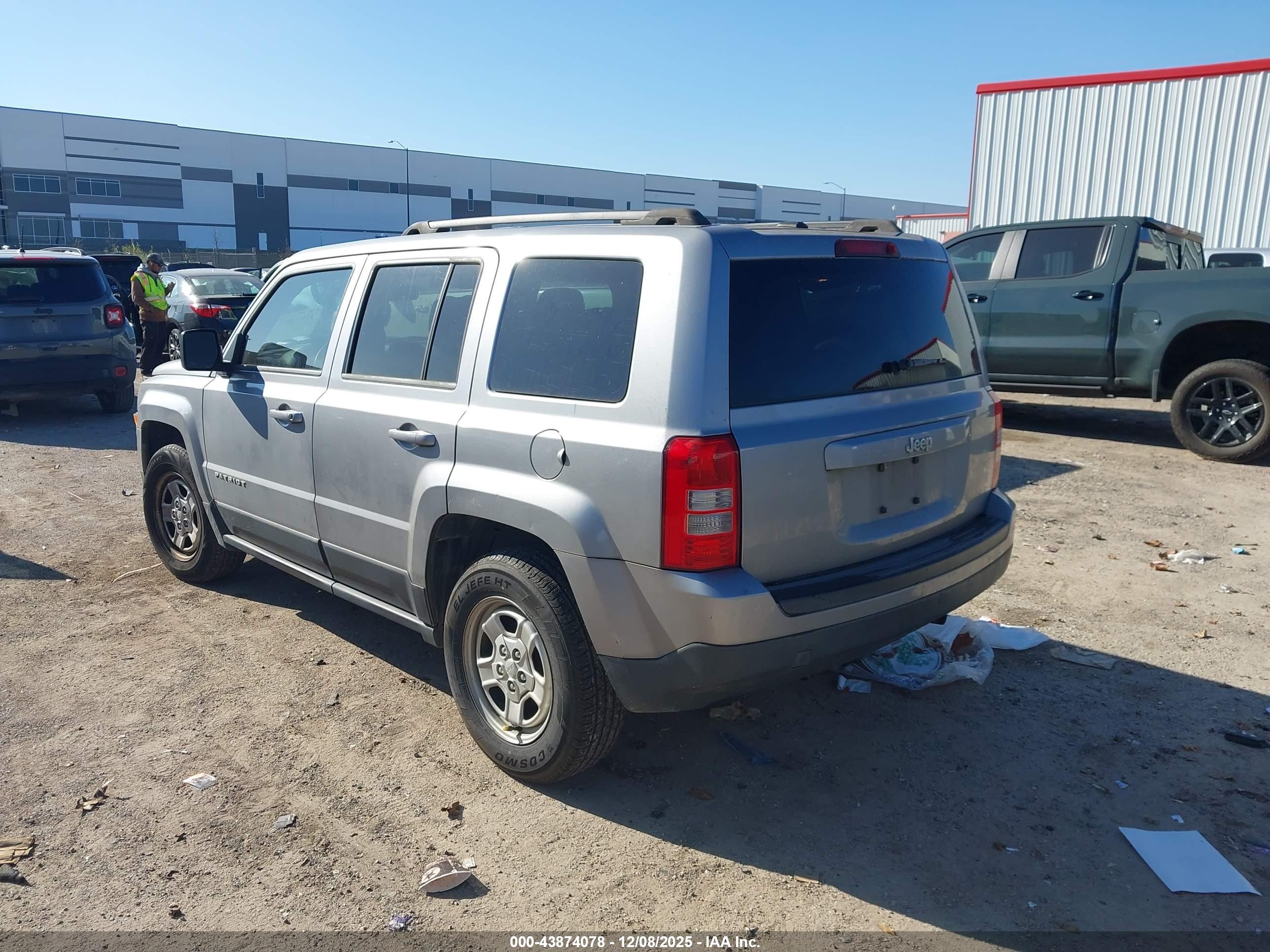 JEEP PATRIOT image 3