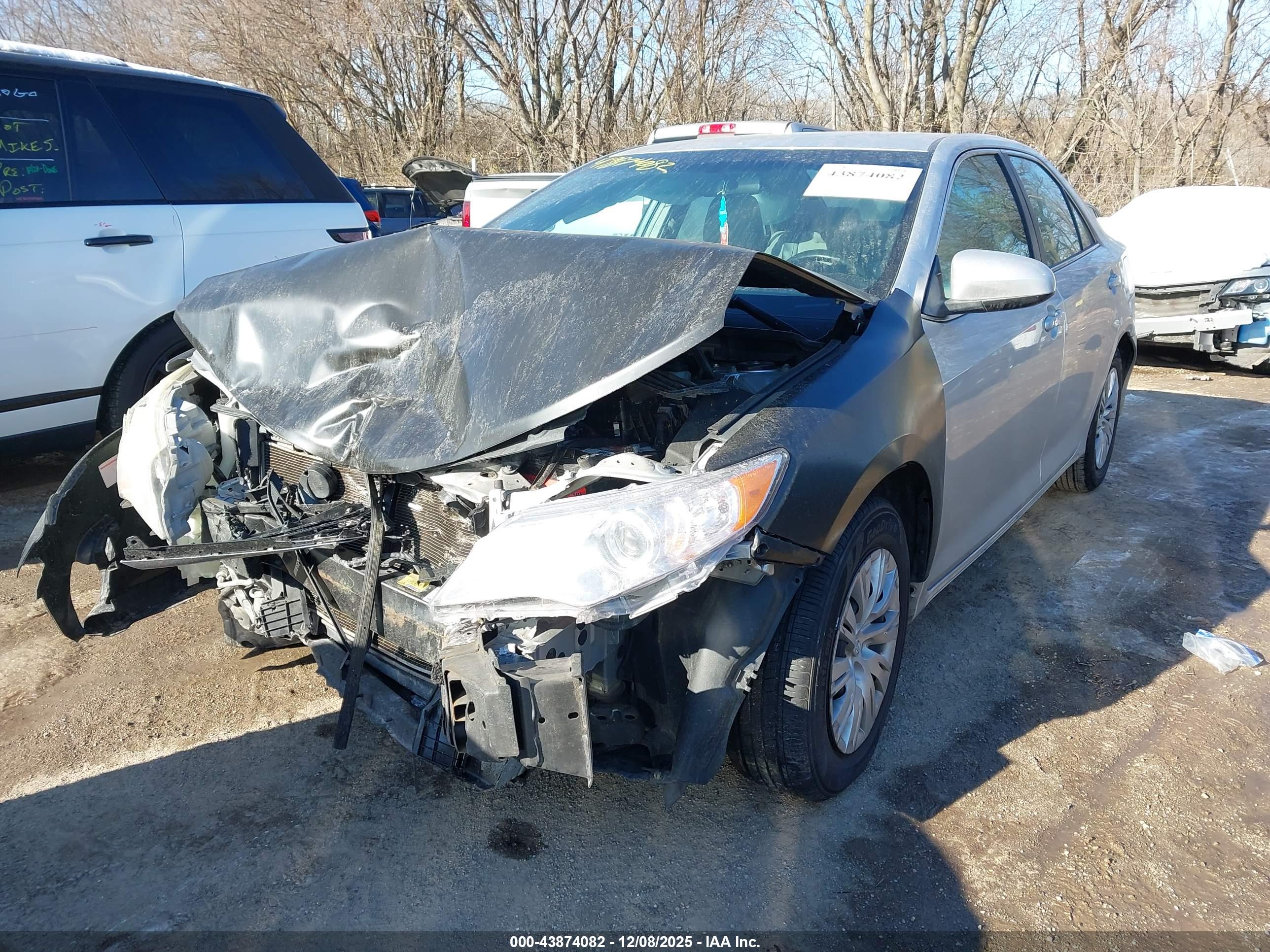 TOYOTA CAMRY image 6