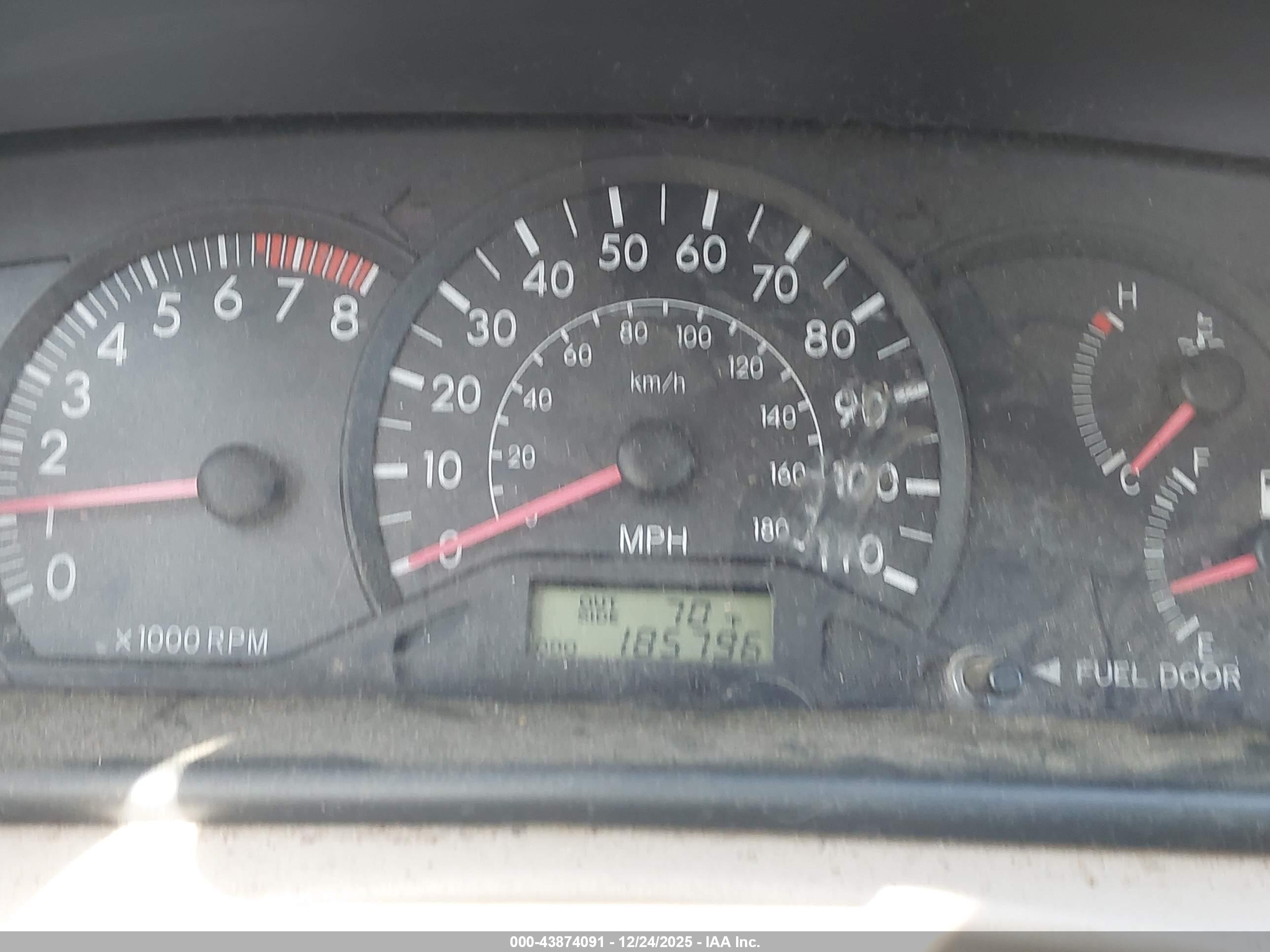 TOYOTA COROLLA image 7
