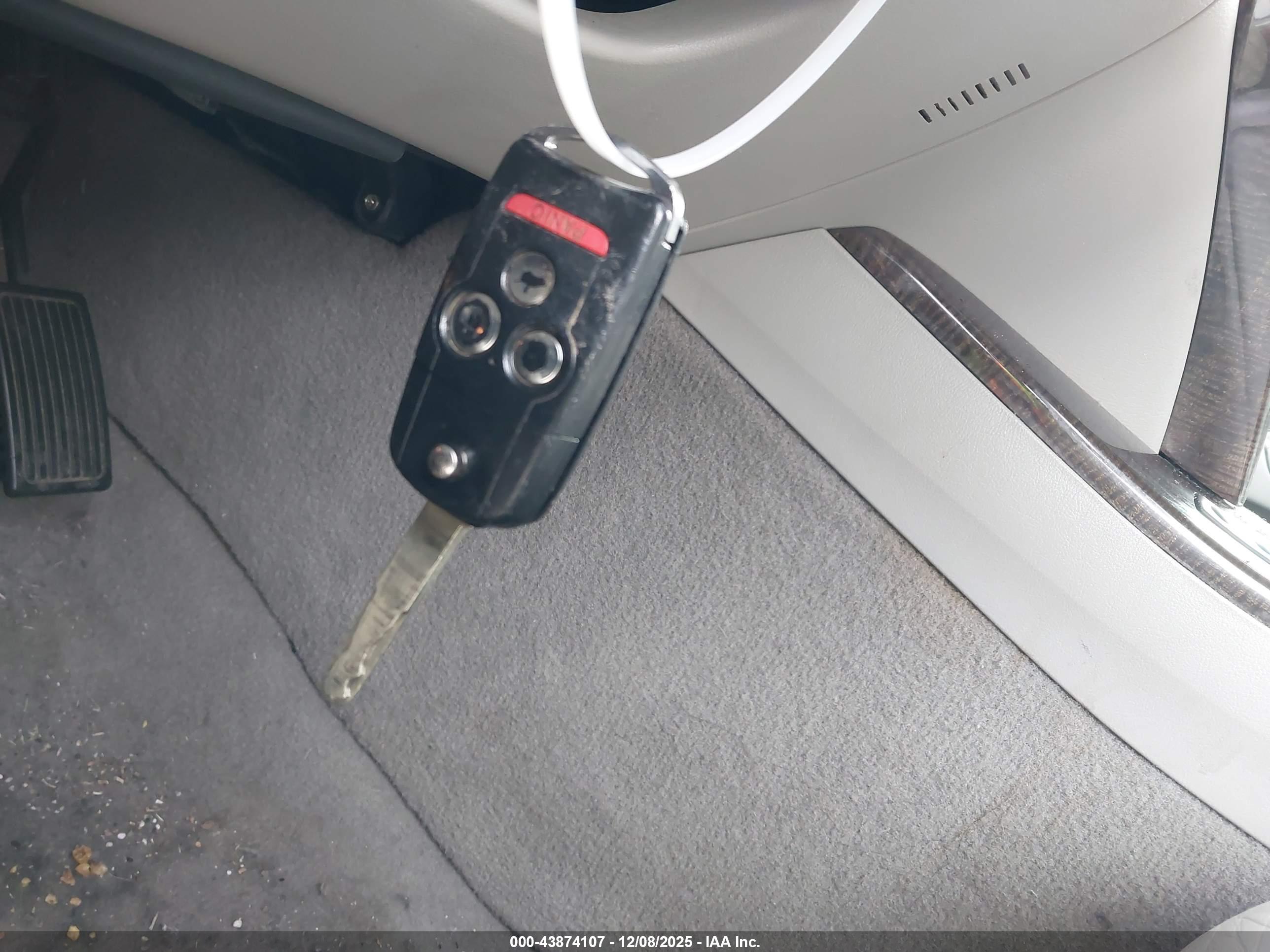ACURA MDX image 11