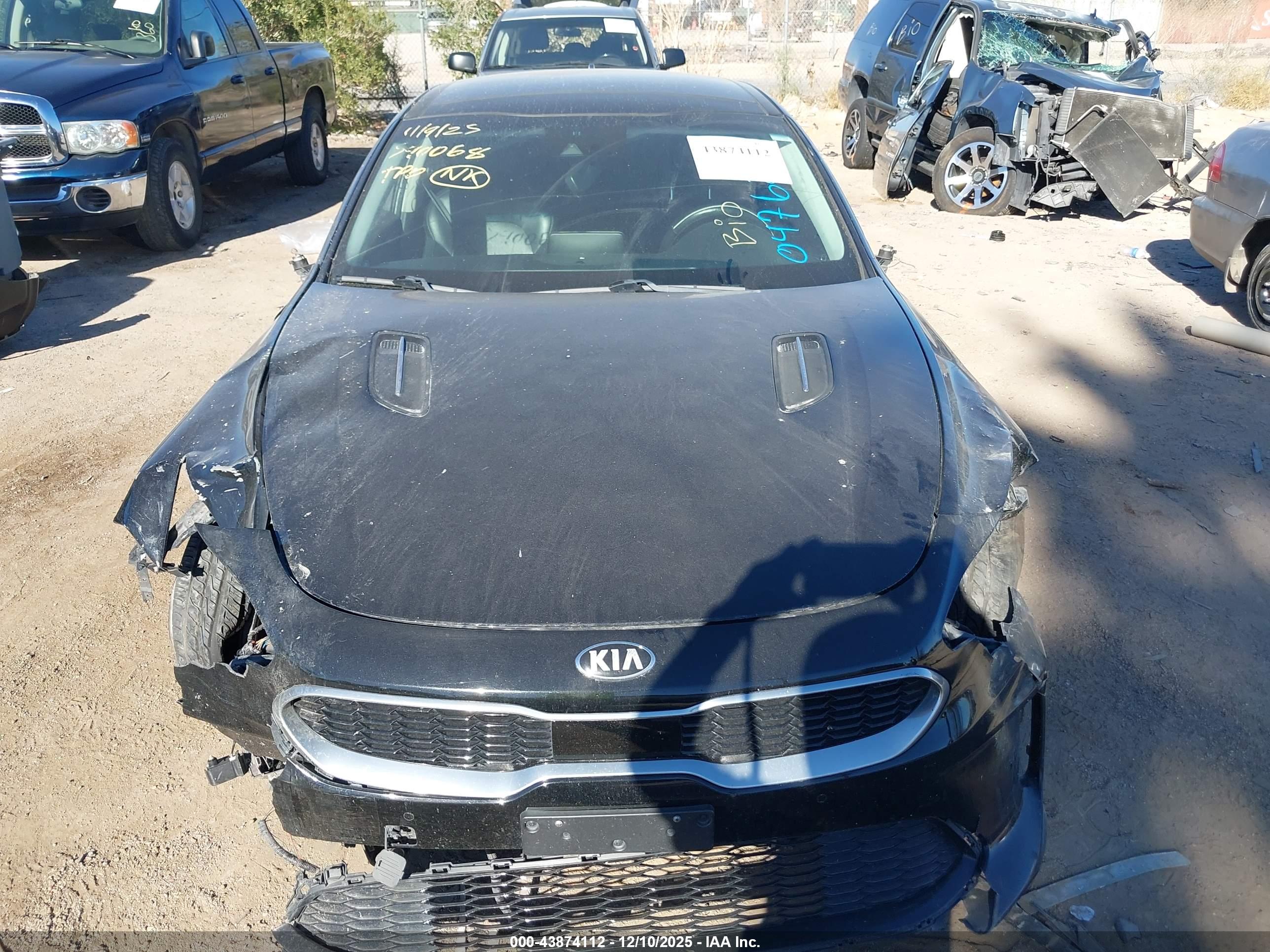 KIA STINGER image 6