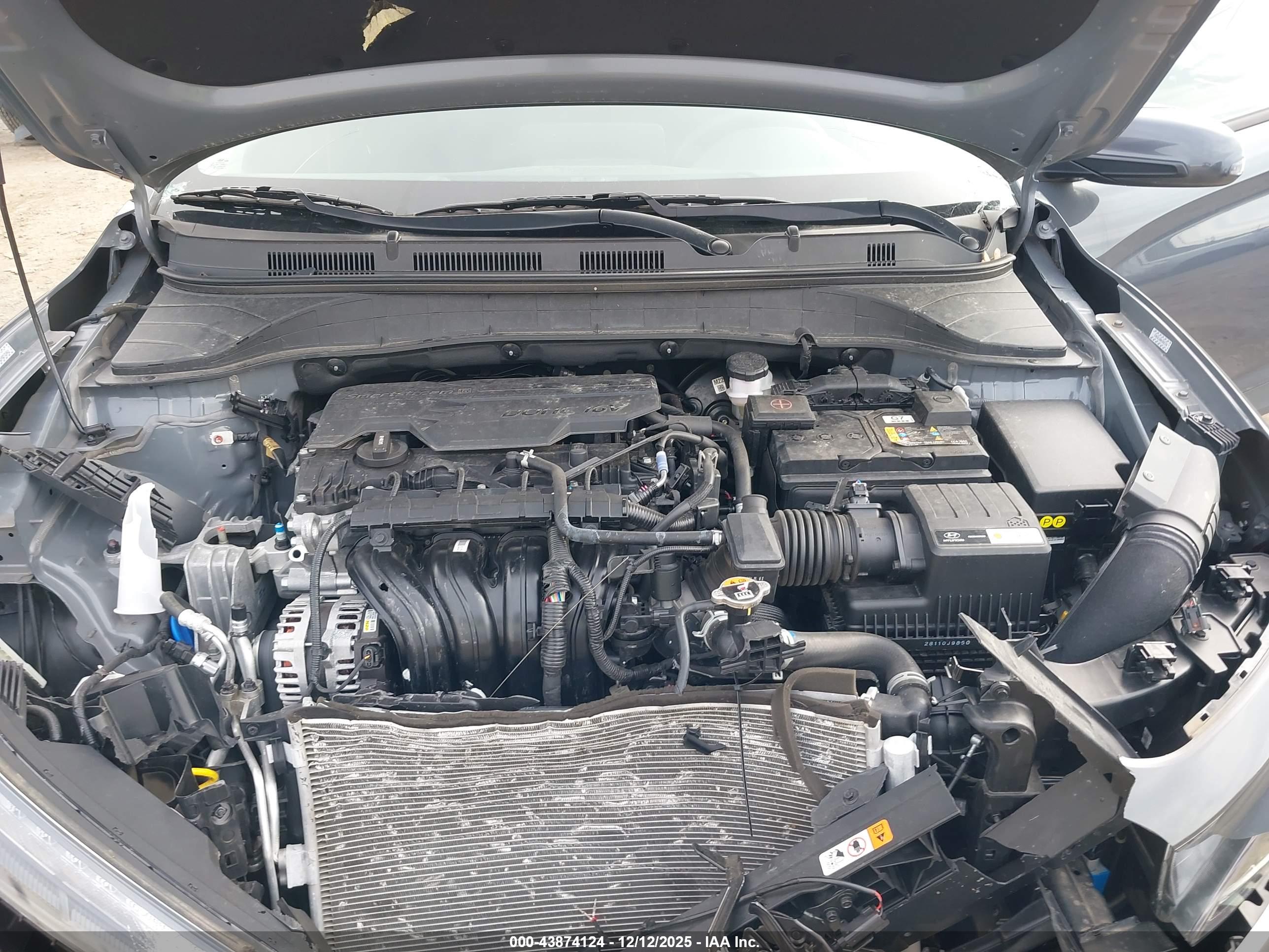 HYUNDAI KONA image 10