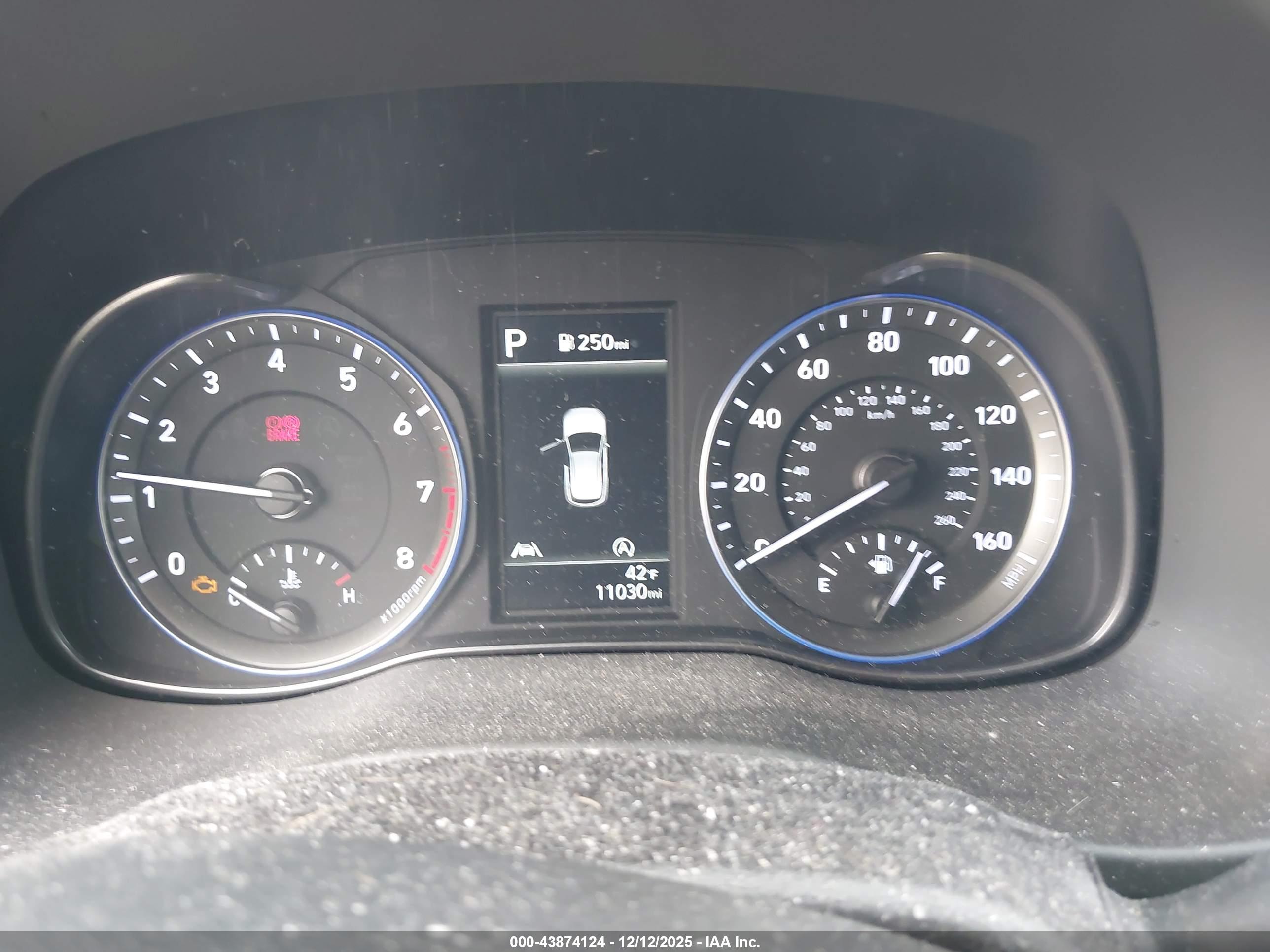 HYUNDAI KONA image 7