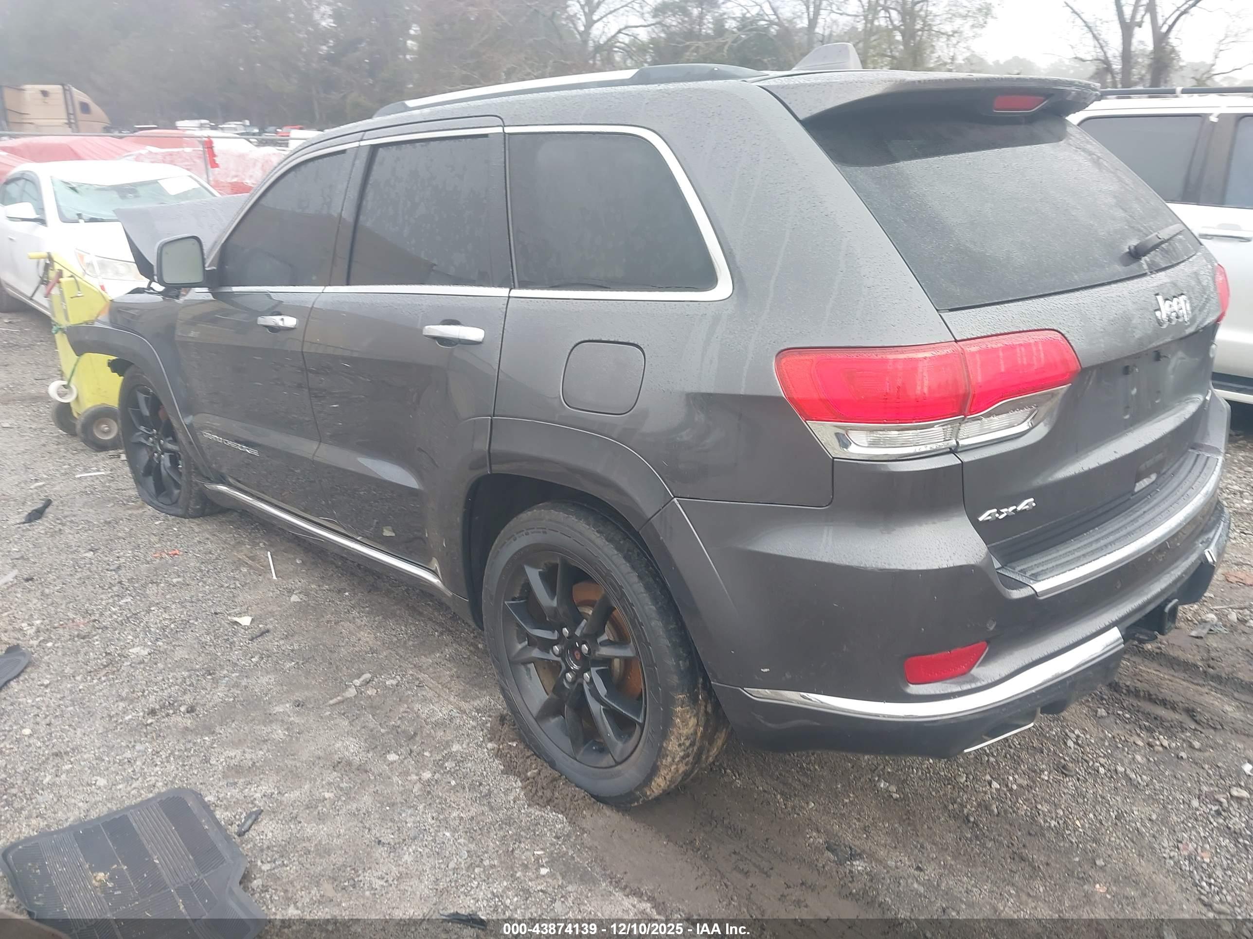 JEEP GRAND image 3