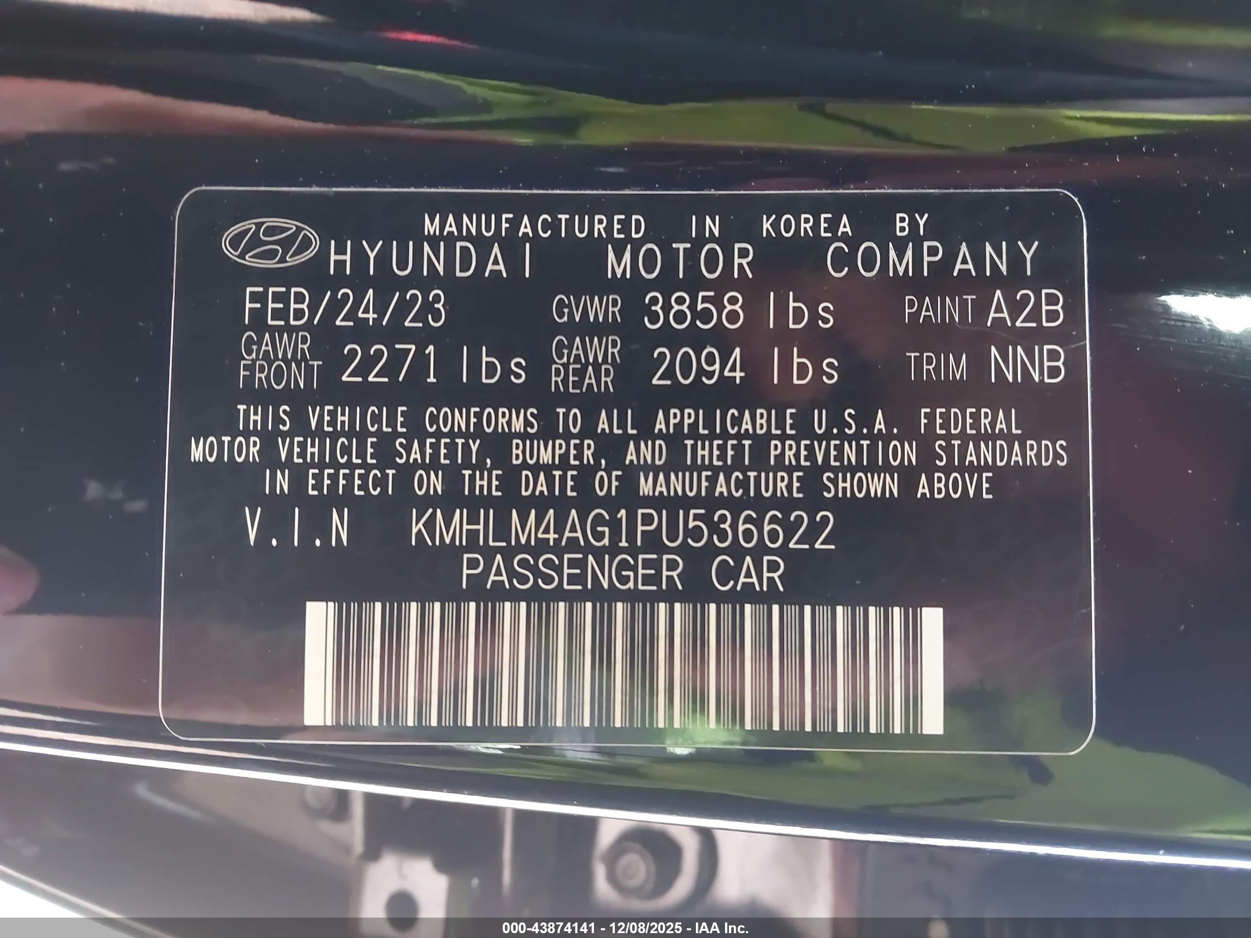 HYUNDAI ELANTRA image 9