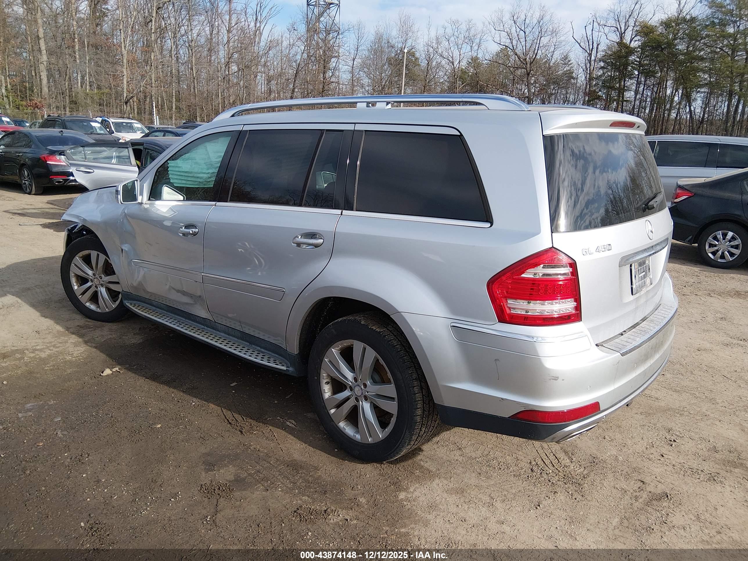 MERCEDES-BENZ GL image 3