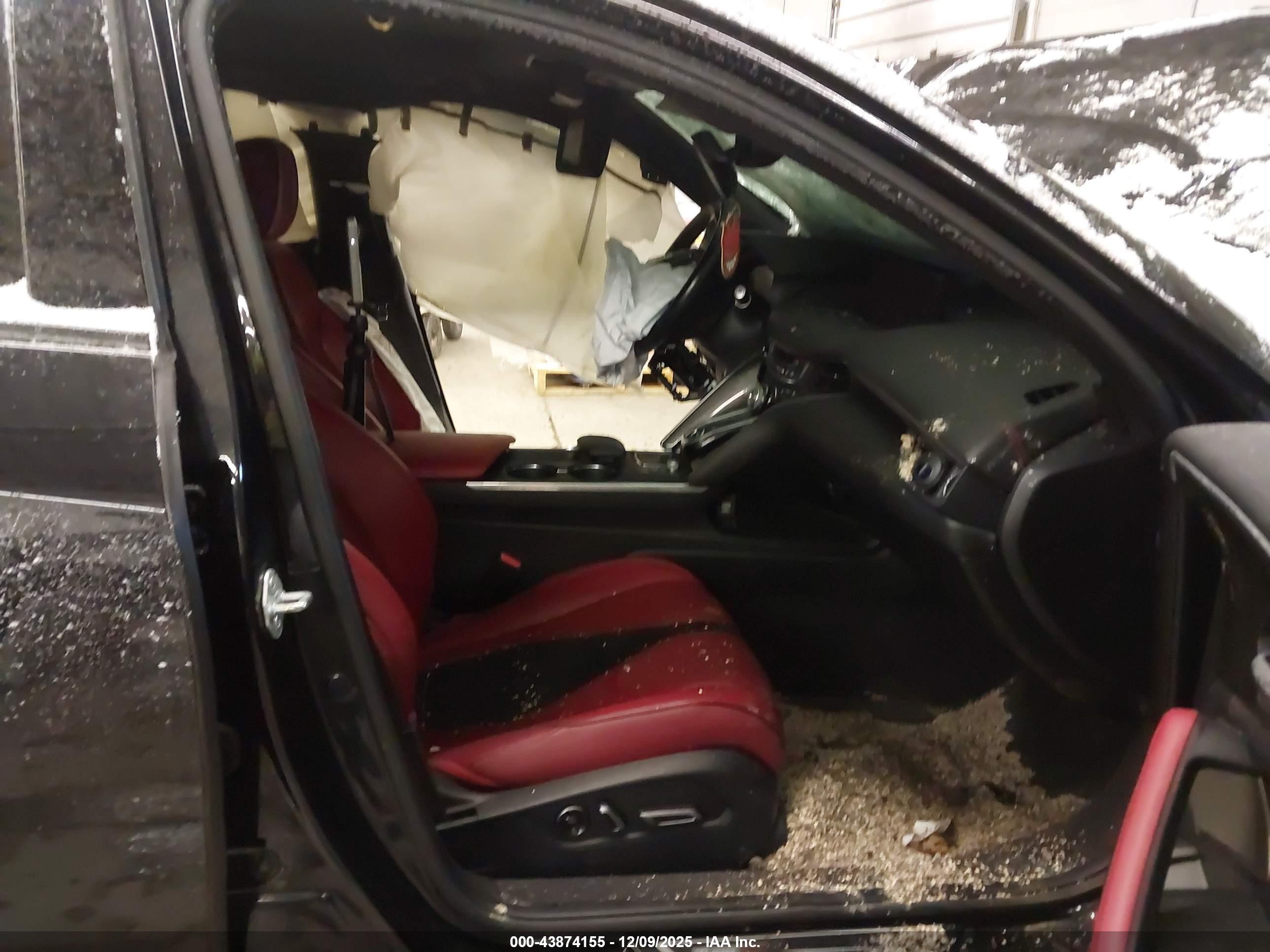 ACURA TLX image 5
