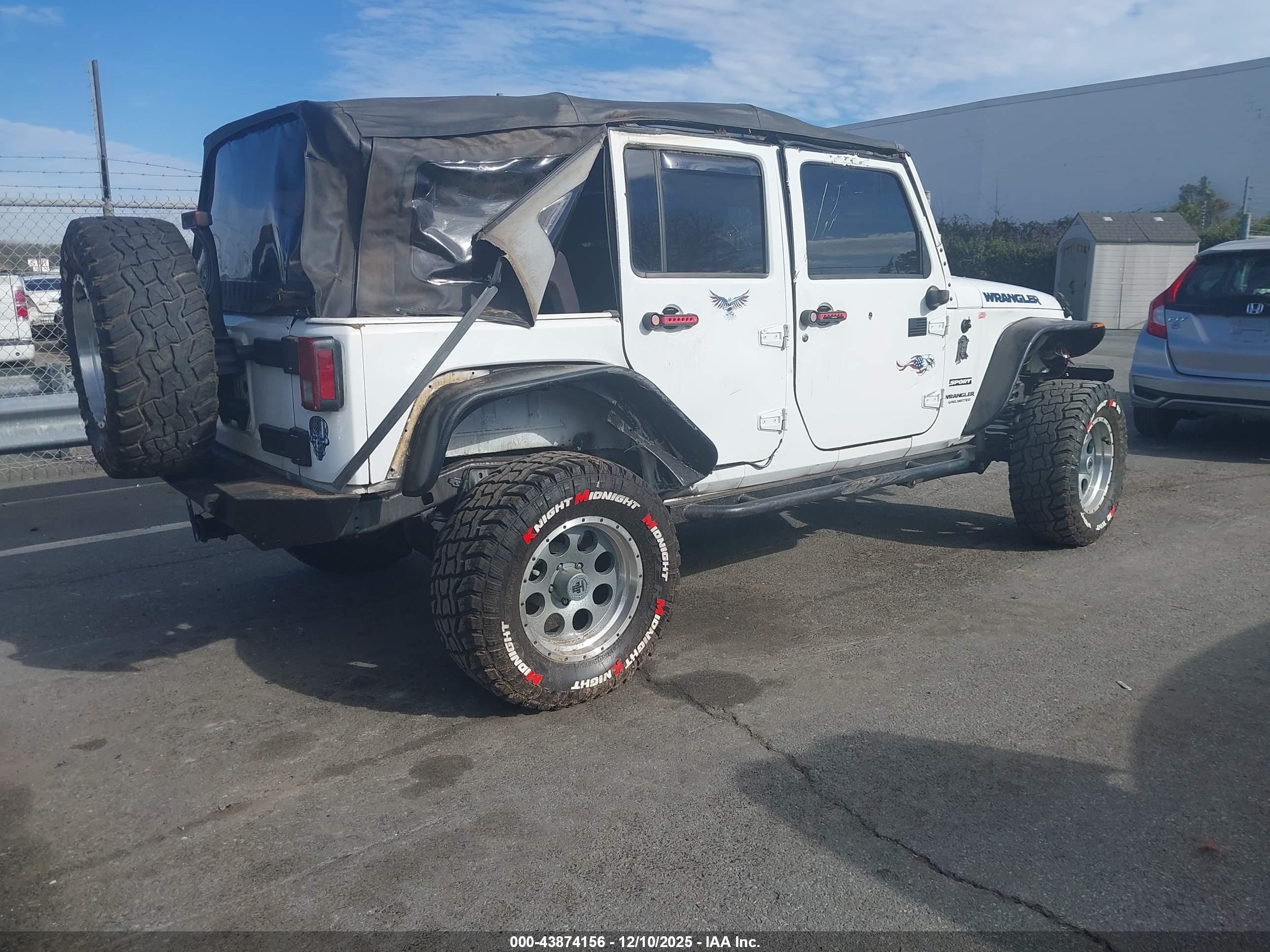 JEEP WRANGLER image 4