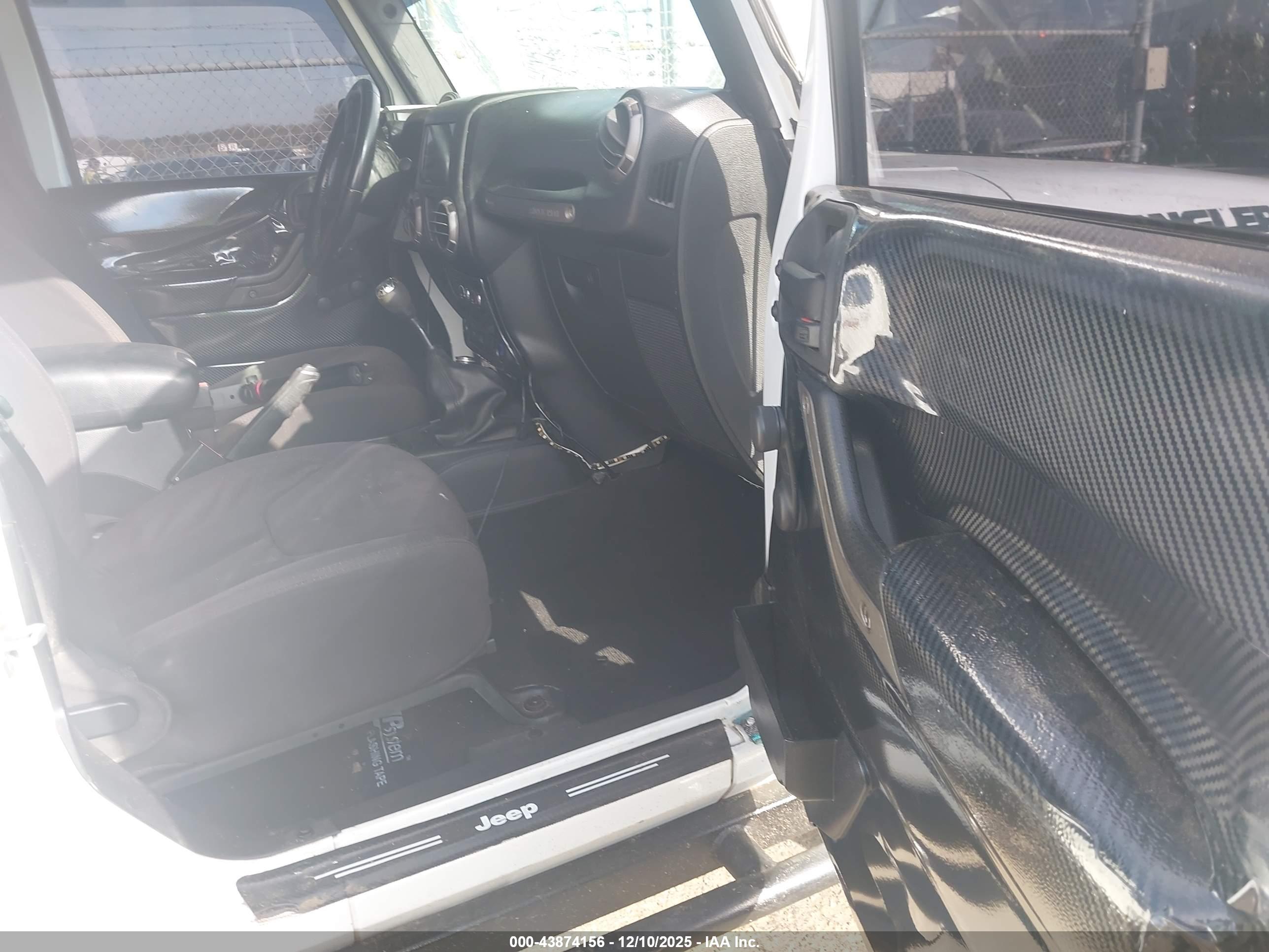 JEEP WRANGLER image 5