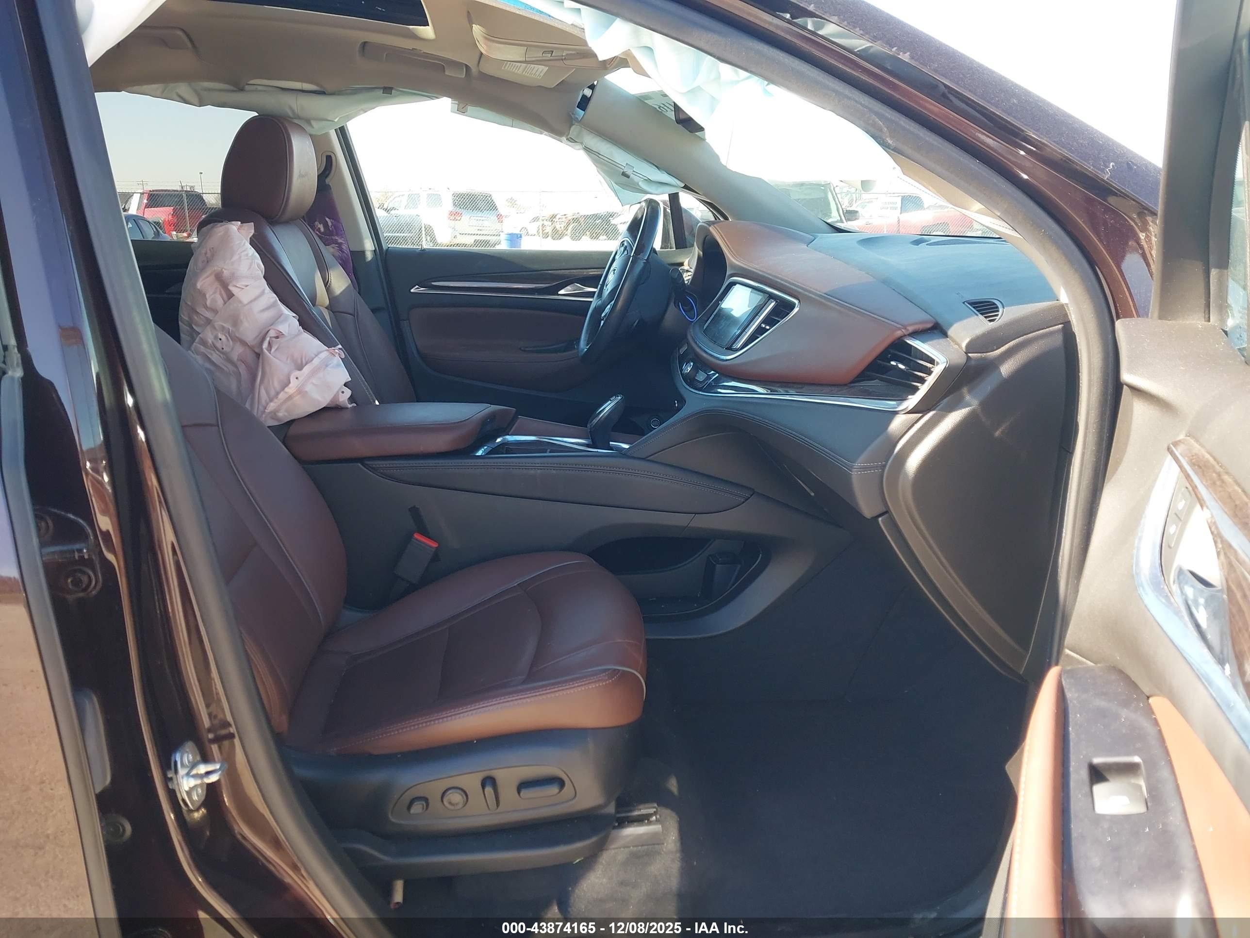 BUICK ENCLAVE image 5