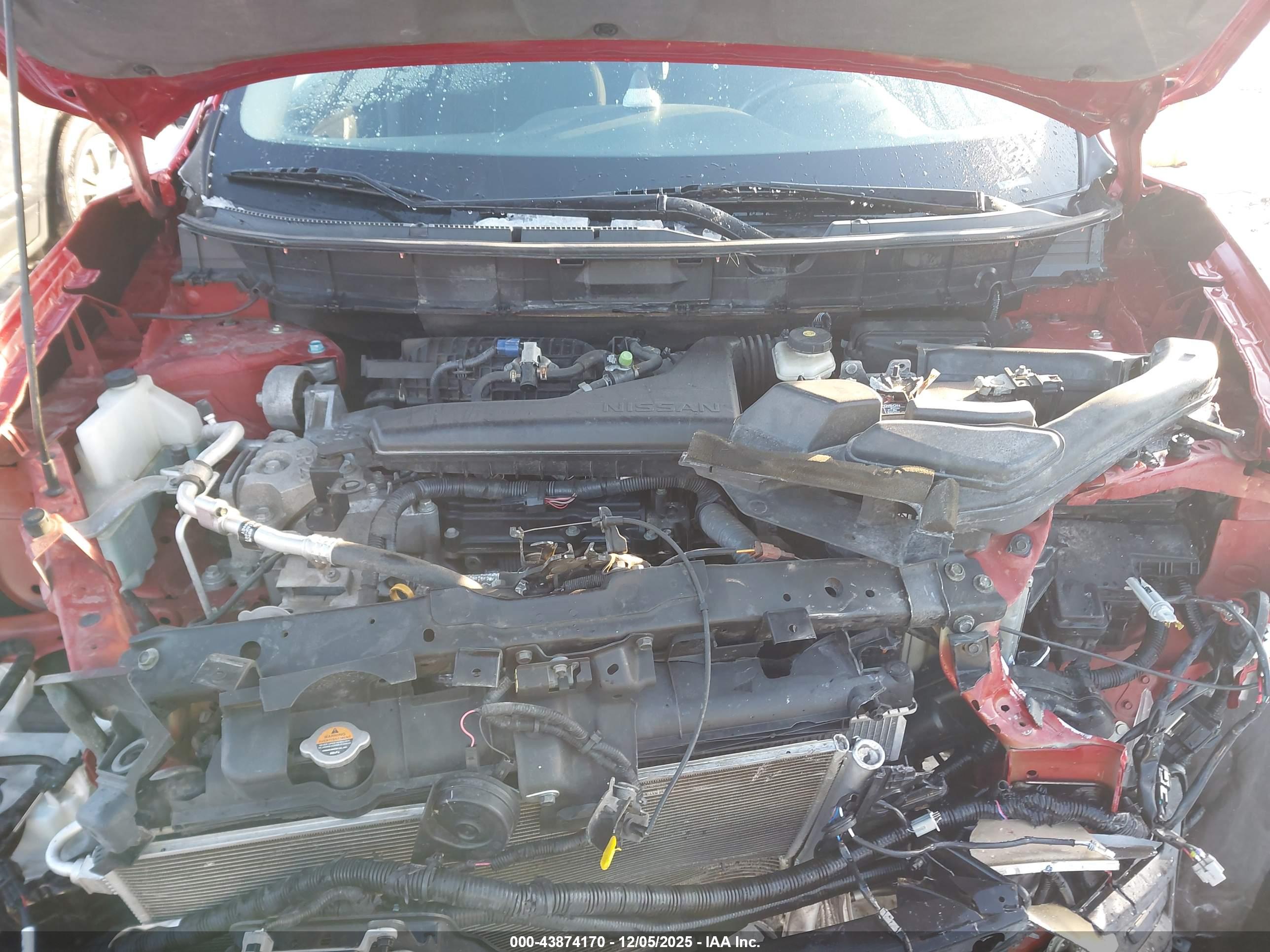 NISSAN ROGUE image 10