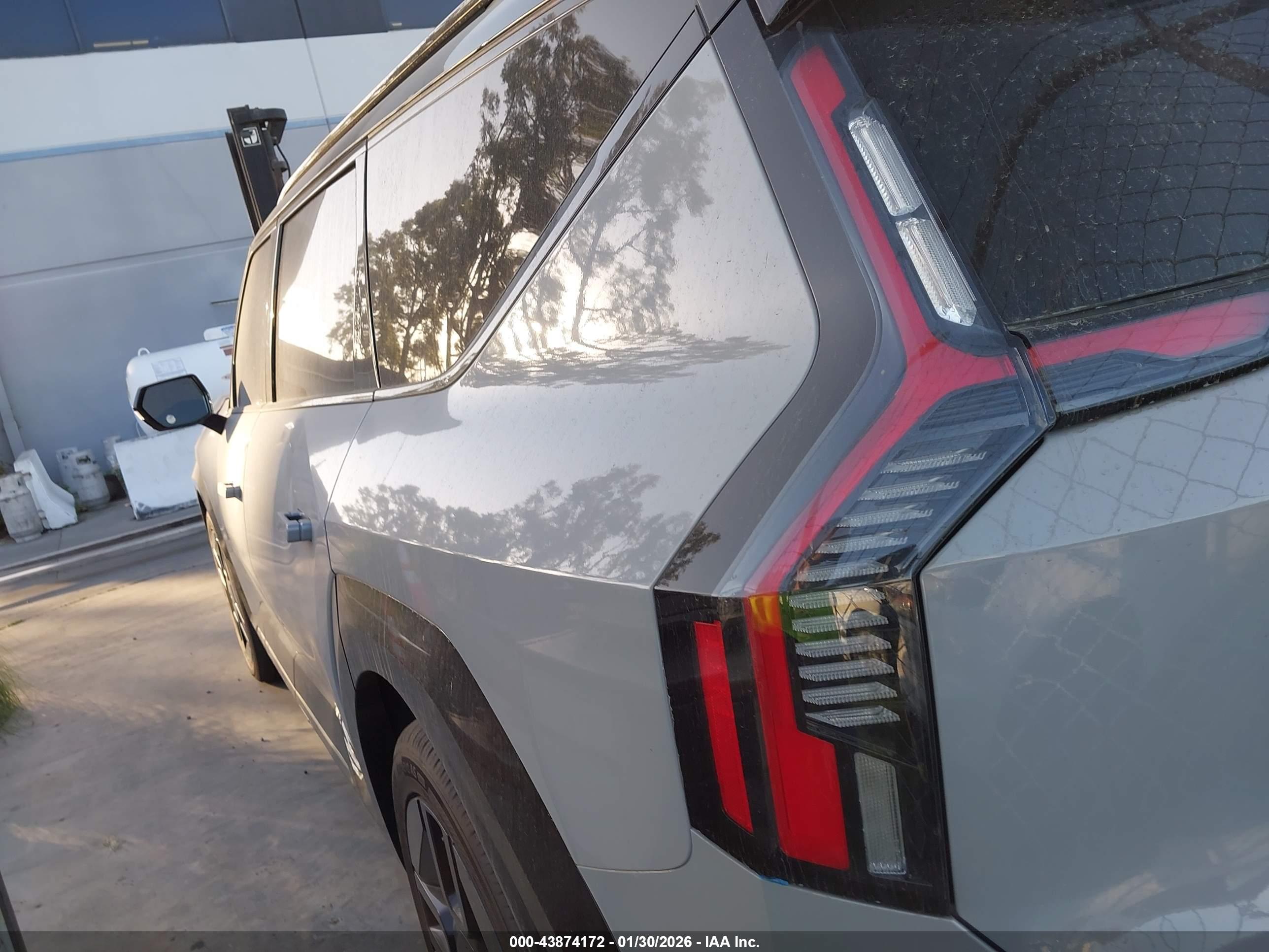KIA EV9 image 3