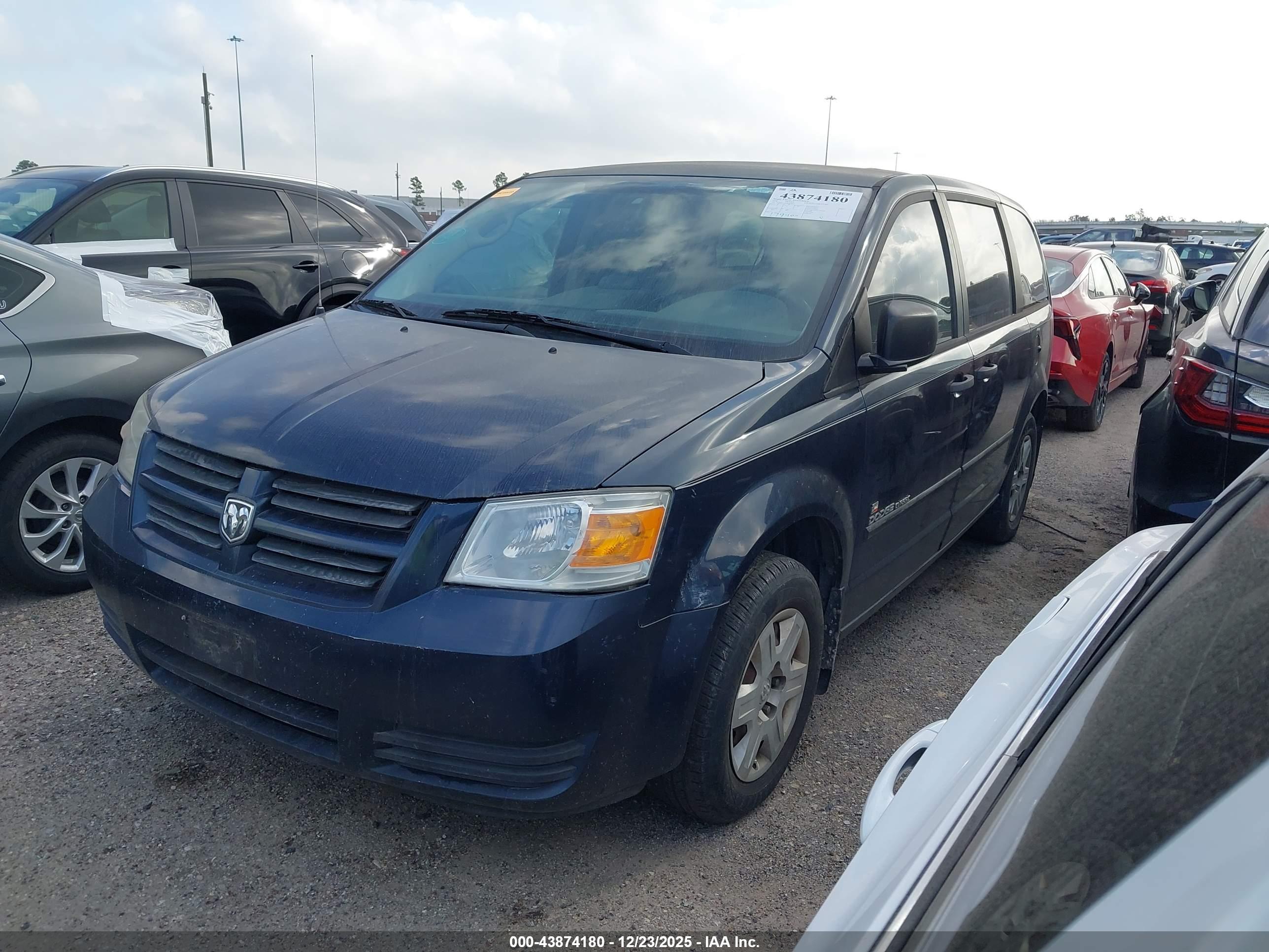 DODGE GRAND image 2